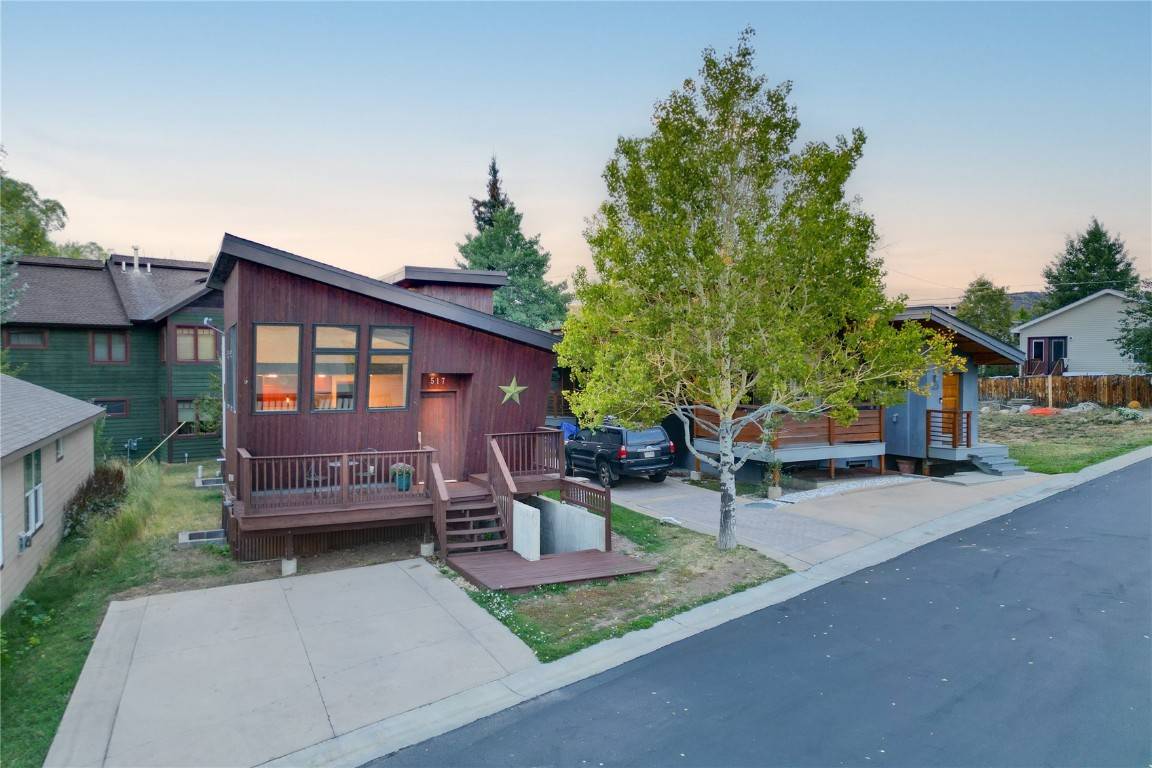 Steamboat  Springs, CO 80487,517 Harms CT