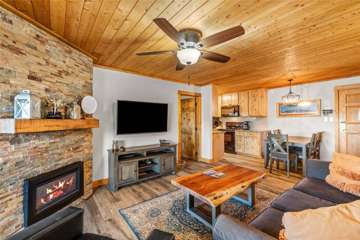 Steamboat  Springs, CO 80487,2350 Ski Trail LN #332
