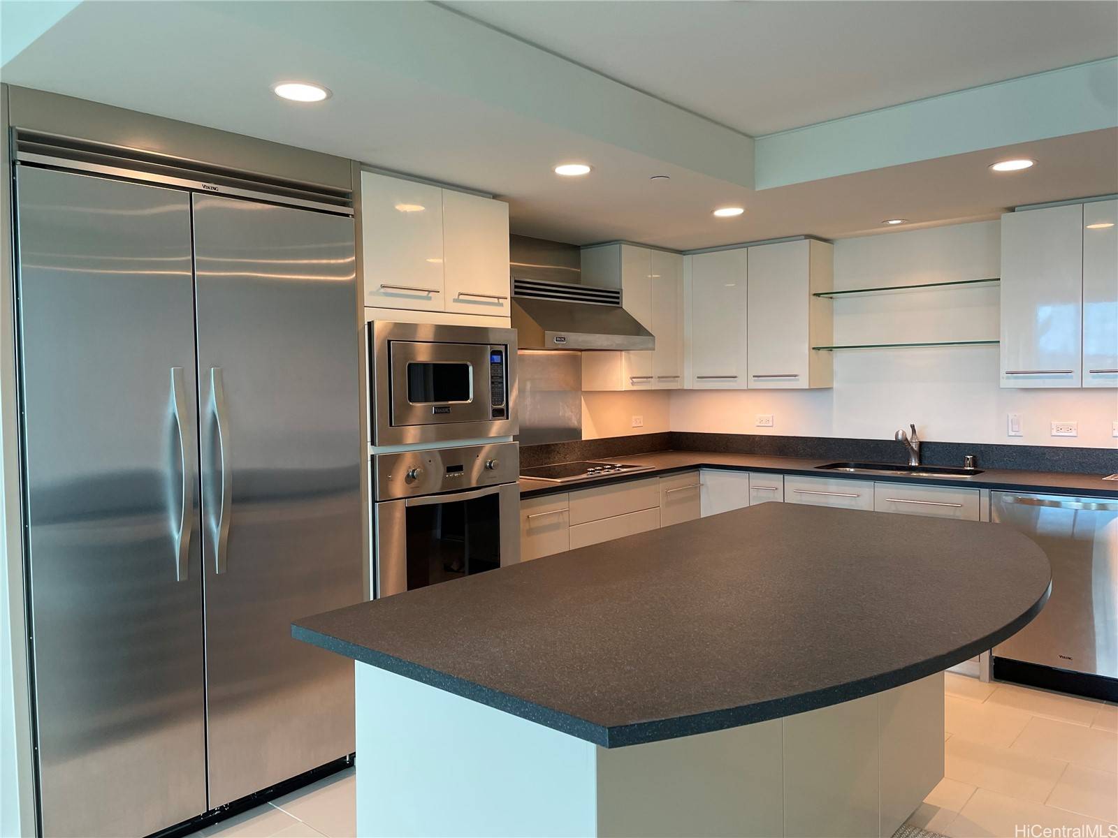 Honolulu, HI 96813,1200 Queen Emma ST #3511