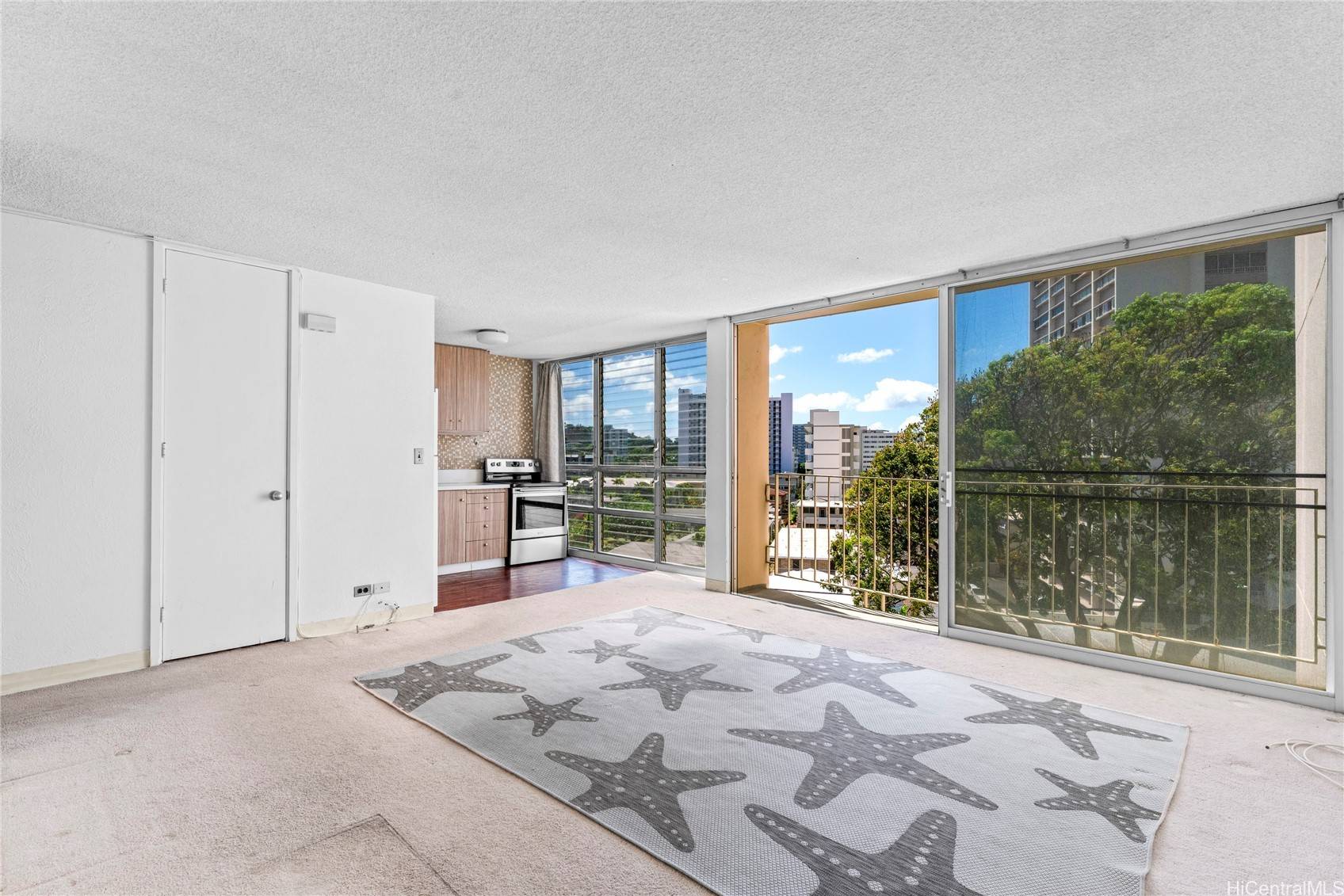 Honolulu, HI 96822,1702 Kewalo ST #508