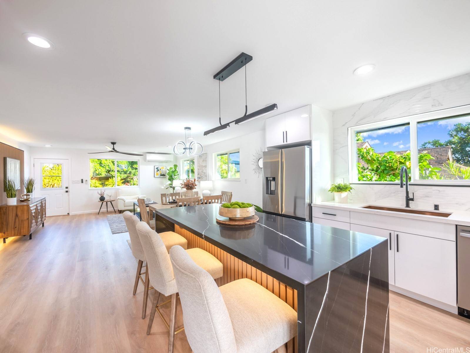 Honolulu, HI 96816,1005 Belser ST