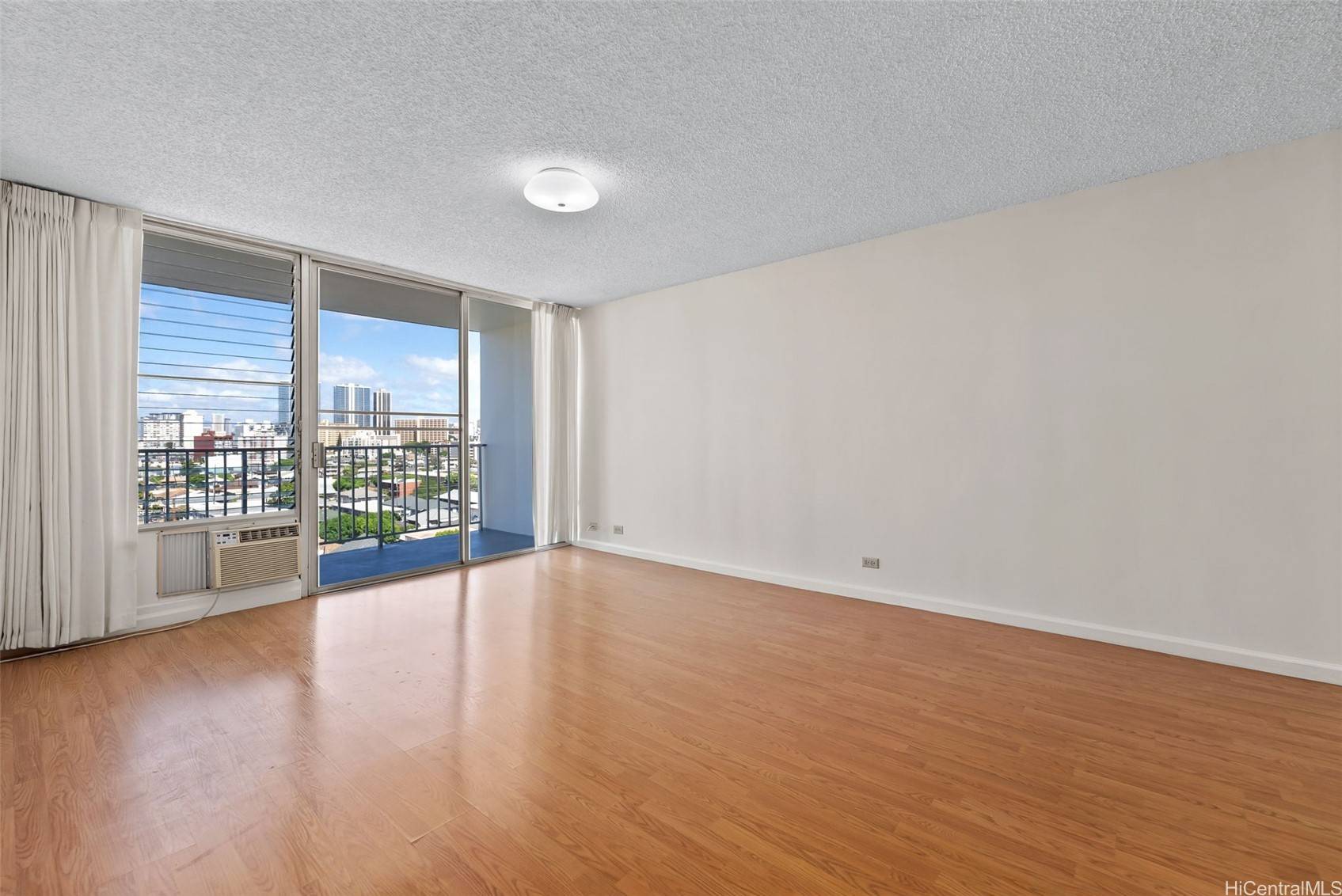 Honolulu, HI 96826,2015 Lime ST #901