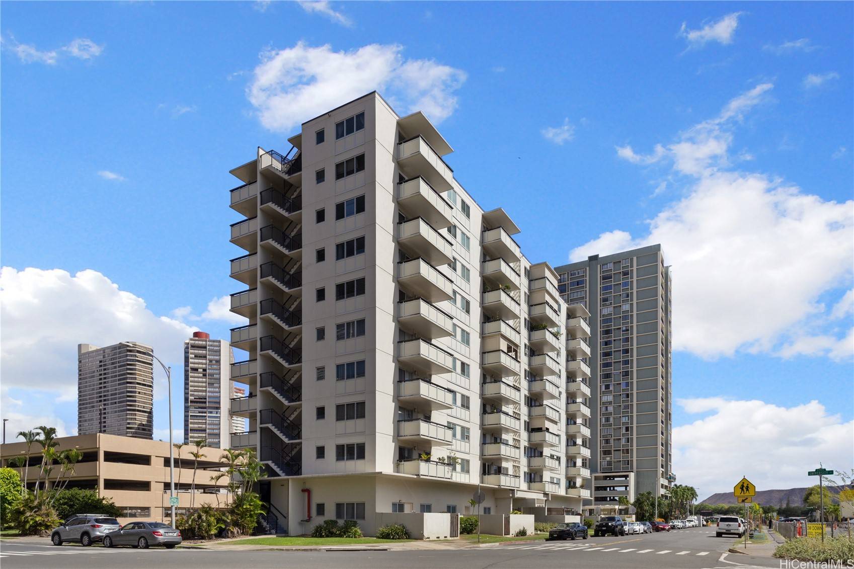 Honolulu, HI 96826,509 University AVE #1006