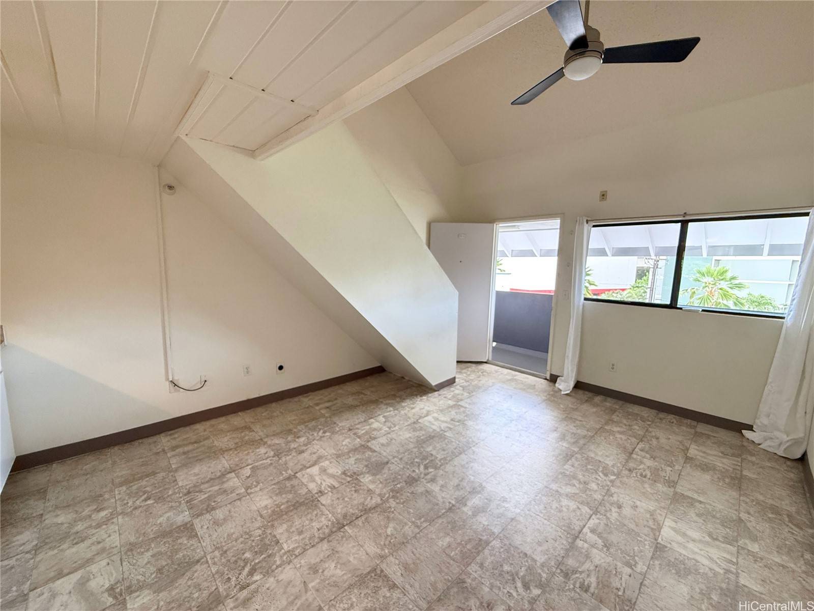 Honolulu, HI 96826,2860 Waialae AVE #4