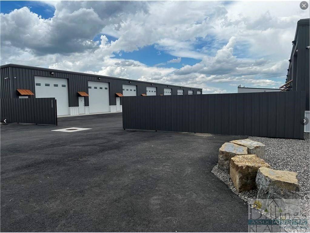 Billings, MT 59106,5913 Bluff ln