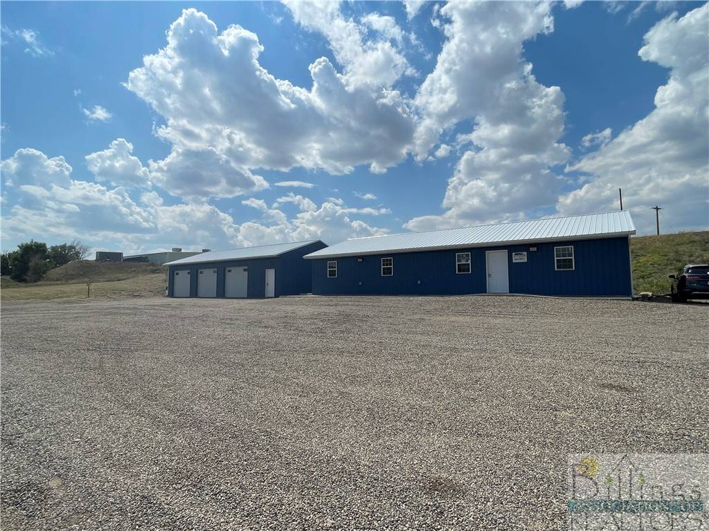 Glendive, MT 59330,3 Road 261