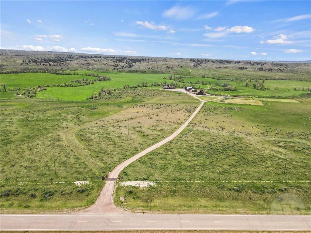 Forsyth, MT 59327,1376 Rosebud Creek Road