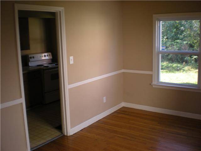 Columbus, OH 43209,355357 N Roosevelt Avenue