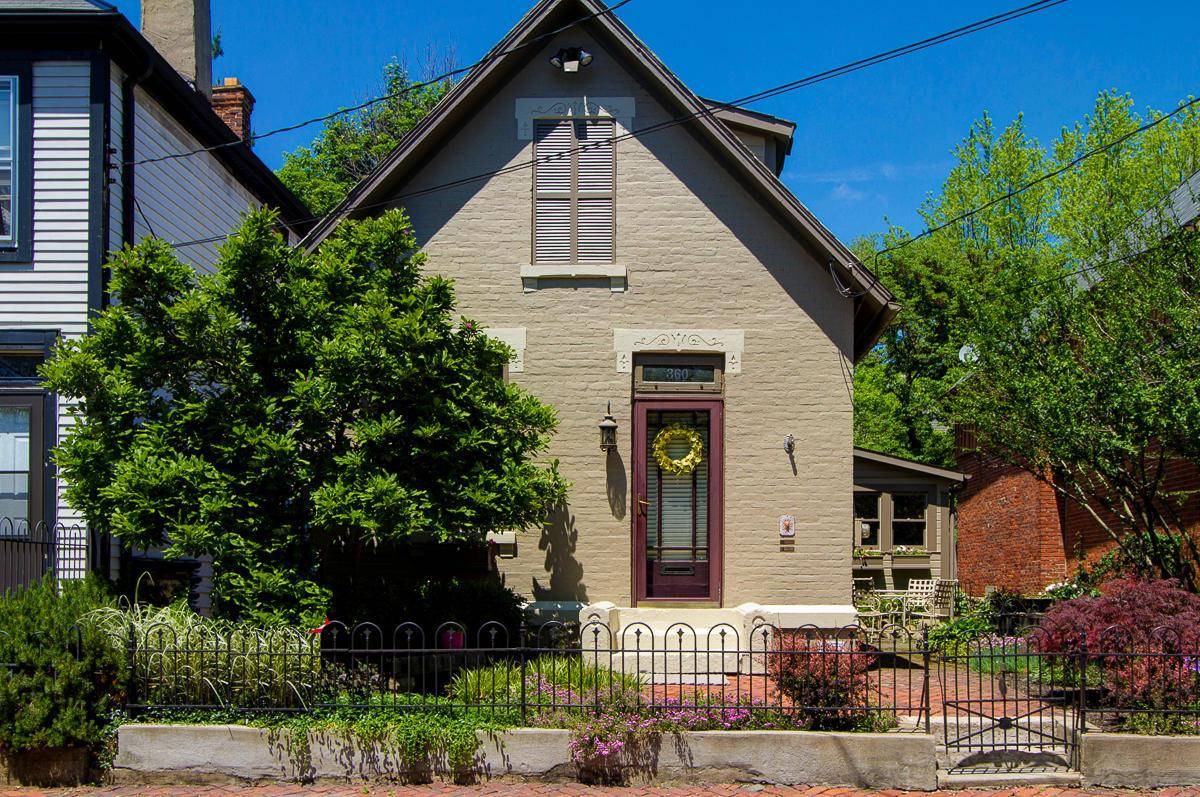 Columbus, OH 43206,360 E BECK Street