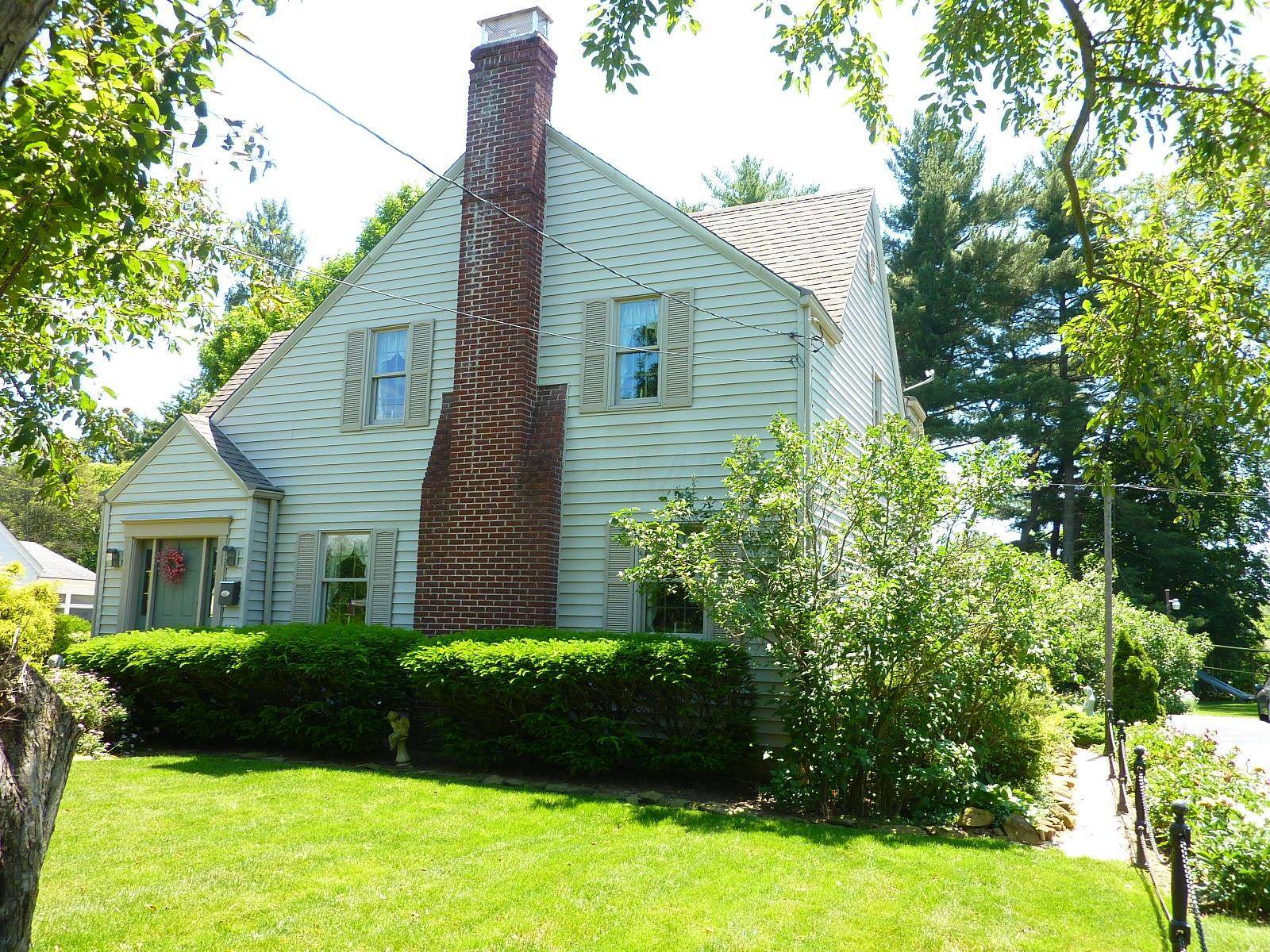 Newark, OH 43055,1293 Granville Road