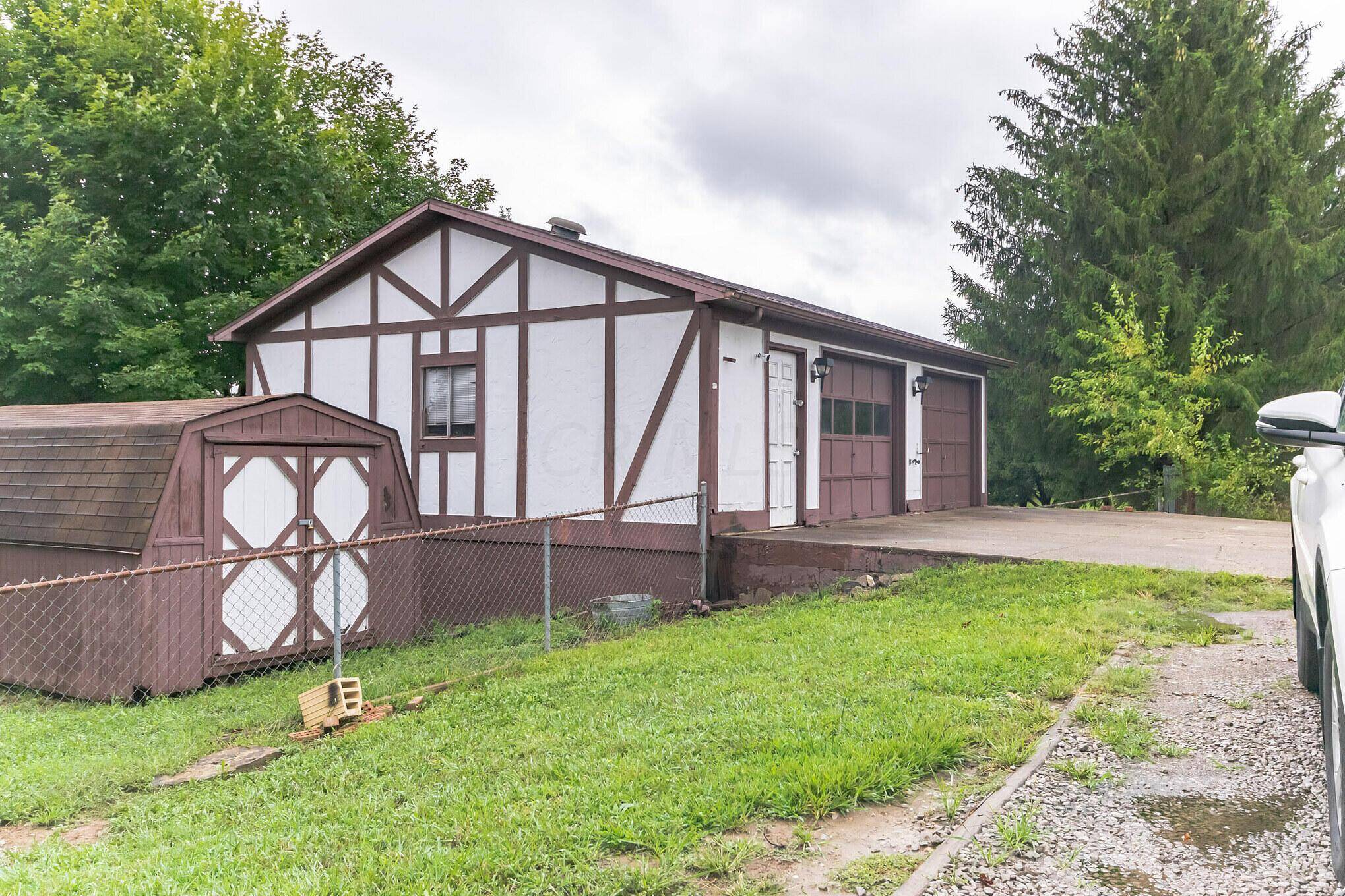 Little Hocking, OH 45742,100 Walnut Ridge Ridge