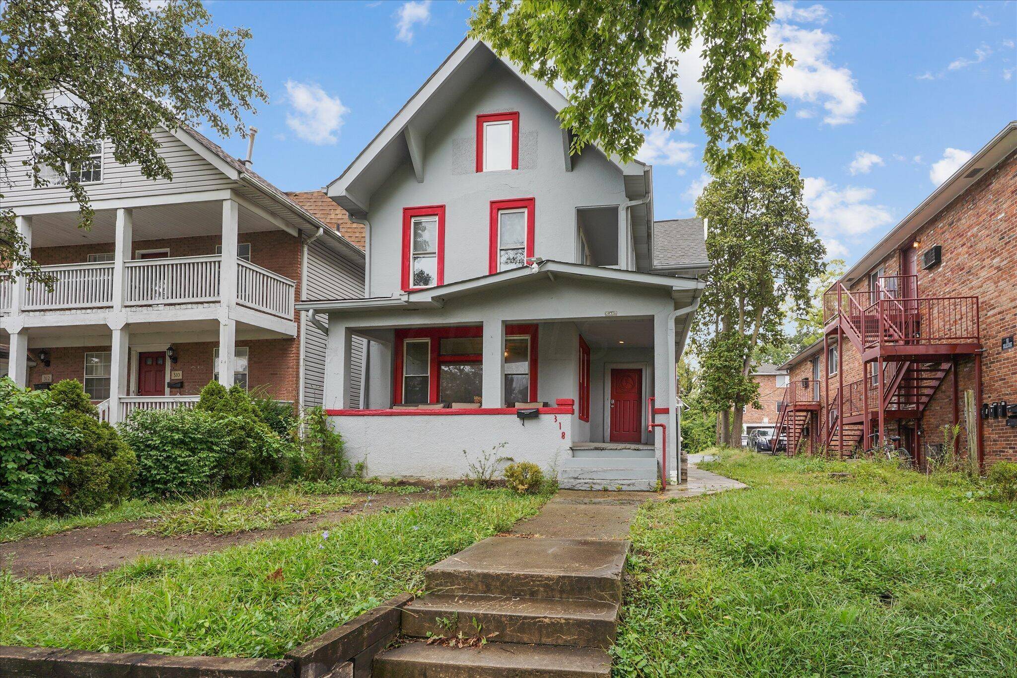 Columbus, OH 43201,318 E 17th Avenue