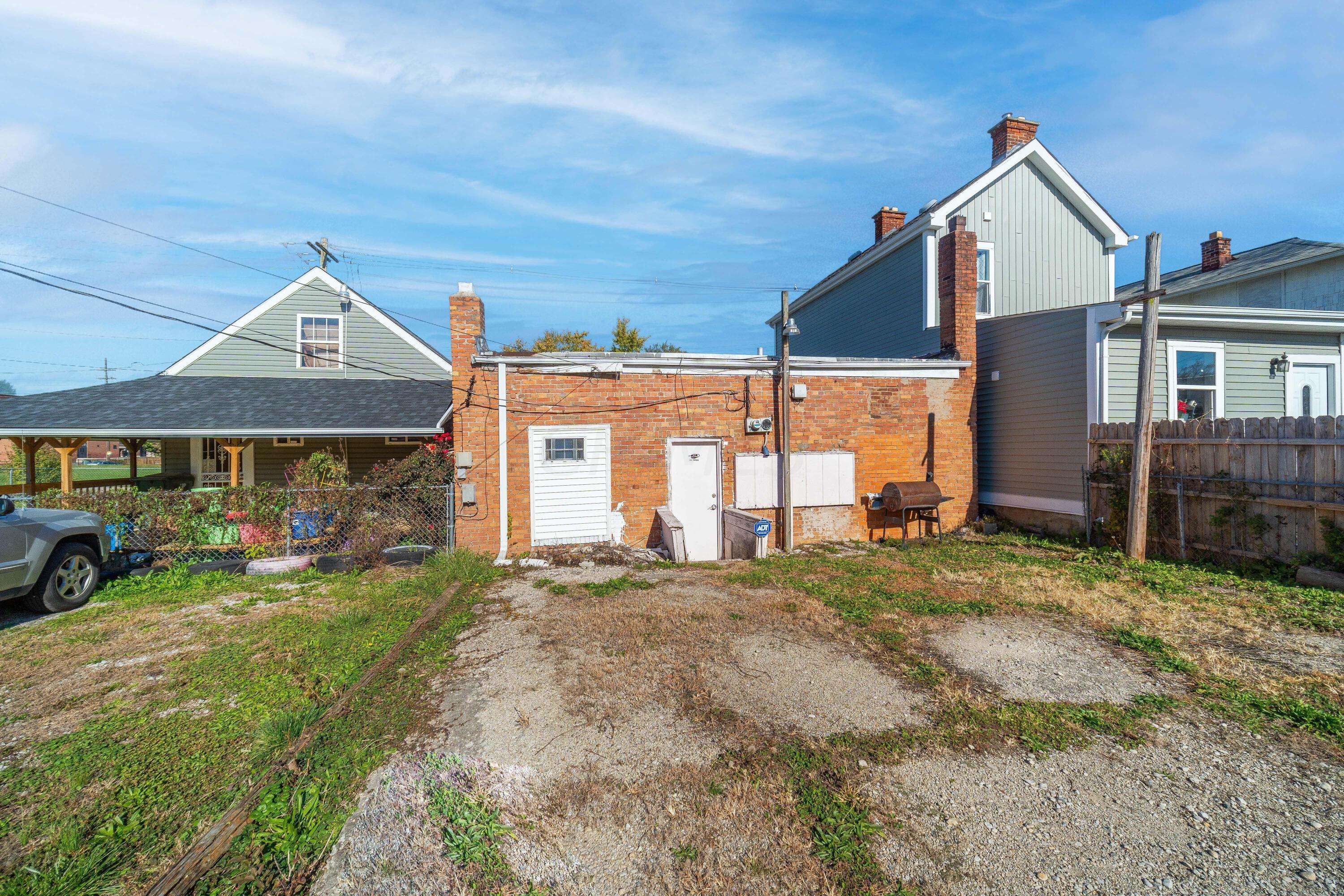 Columbus, OH 43223,1241 Sullivant Avenue #3