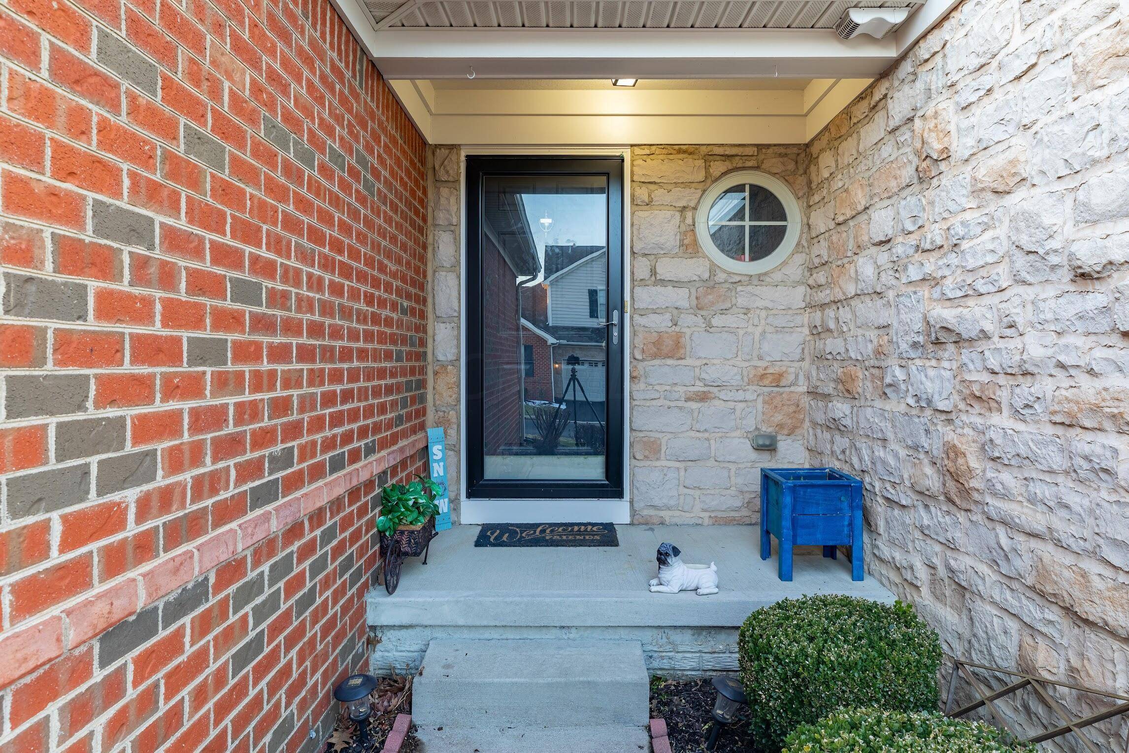 Columbus, OH 43240,924 Chara Lane