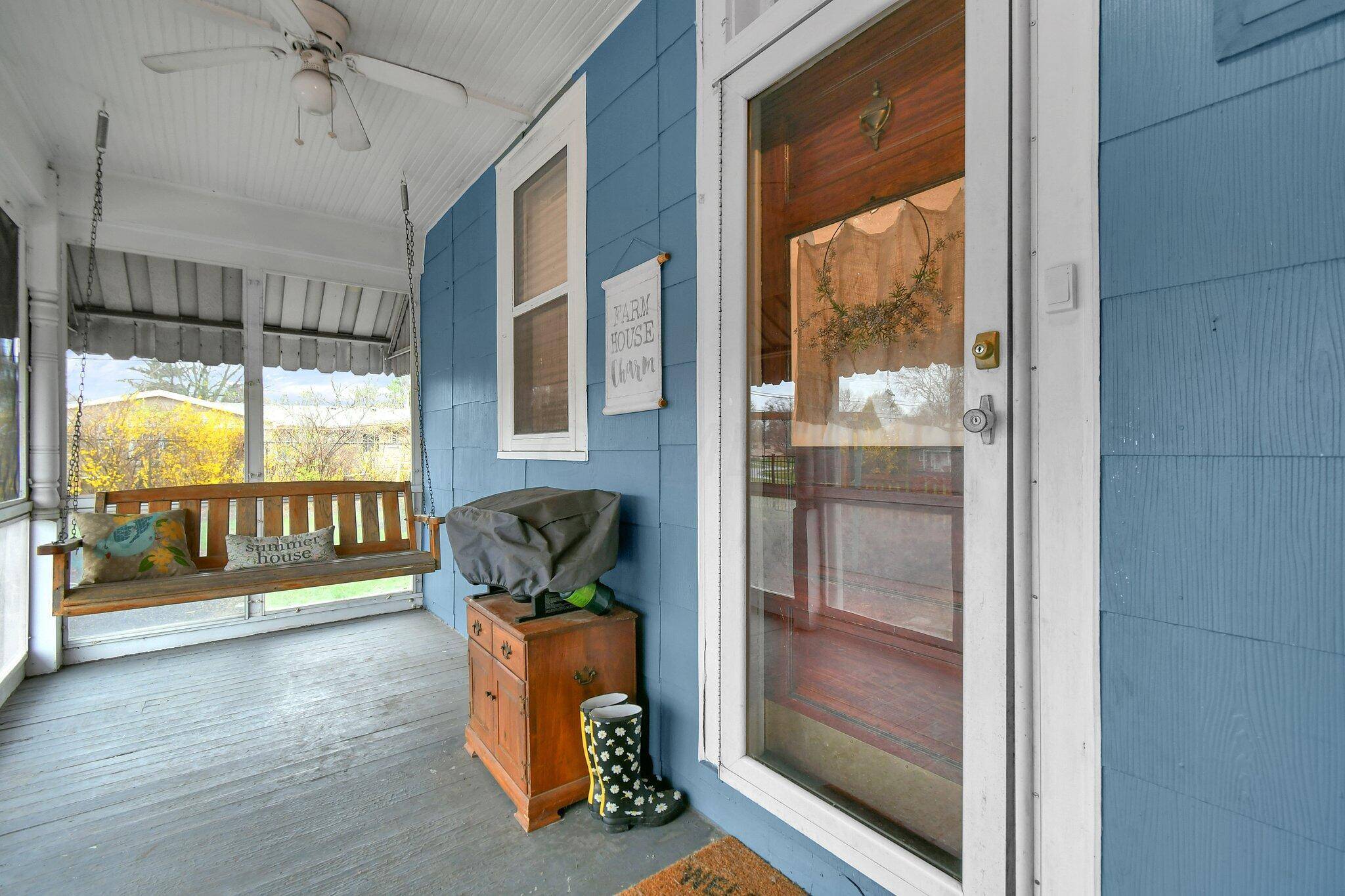 Columbus, OH 43214,4033 Olentangy River Road