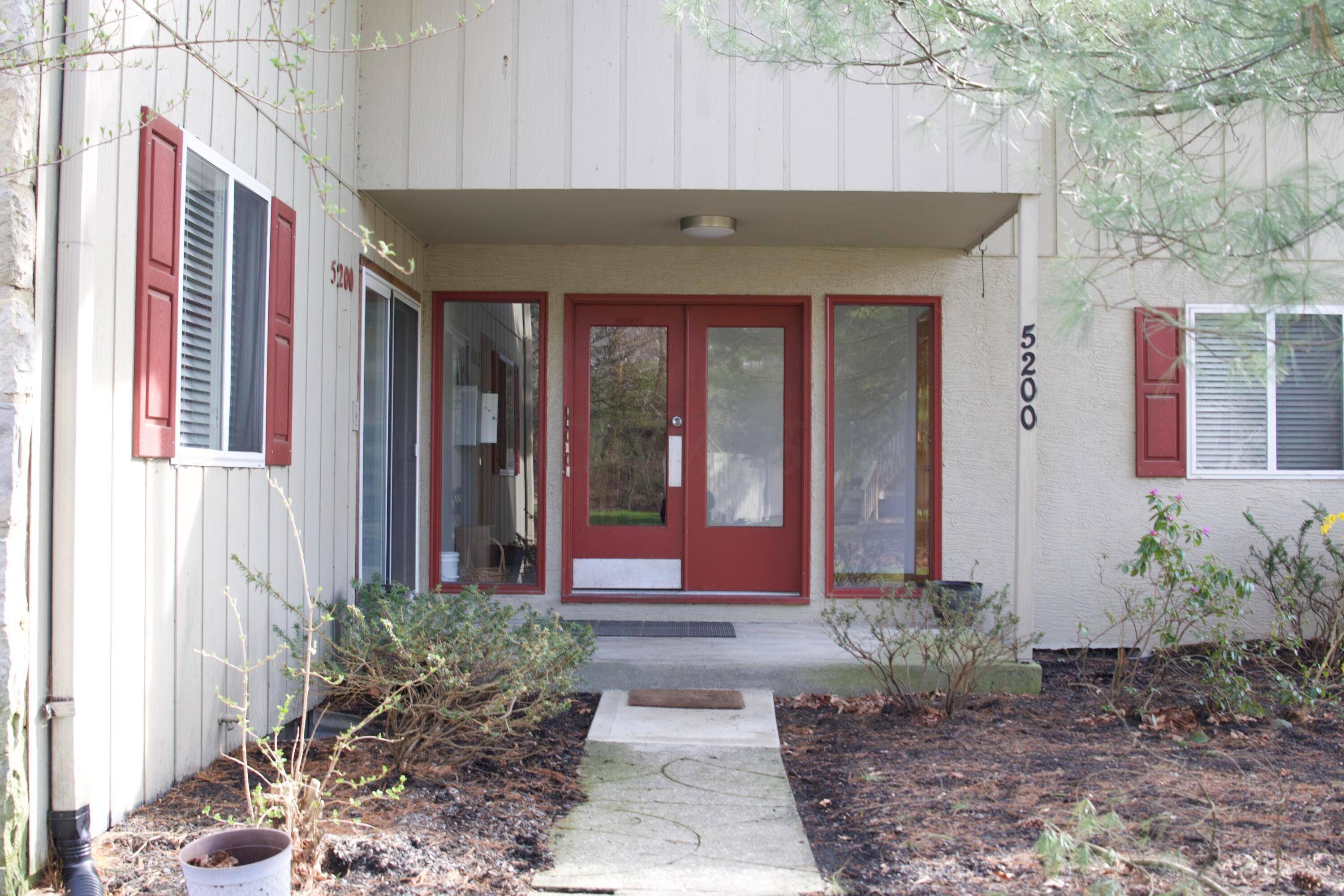 Columbus, OH 43214,5200 Fenway Court #5200E