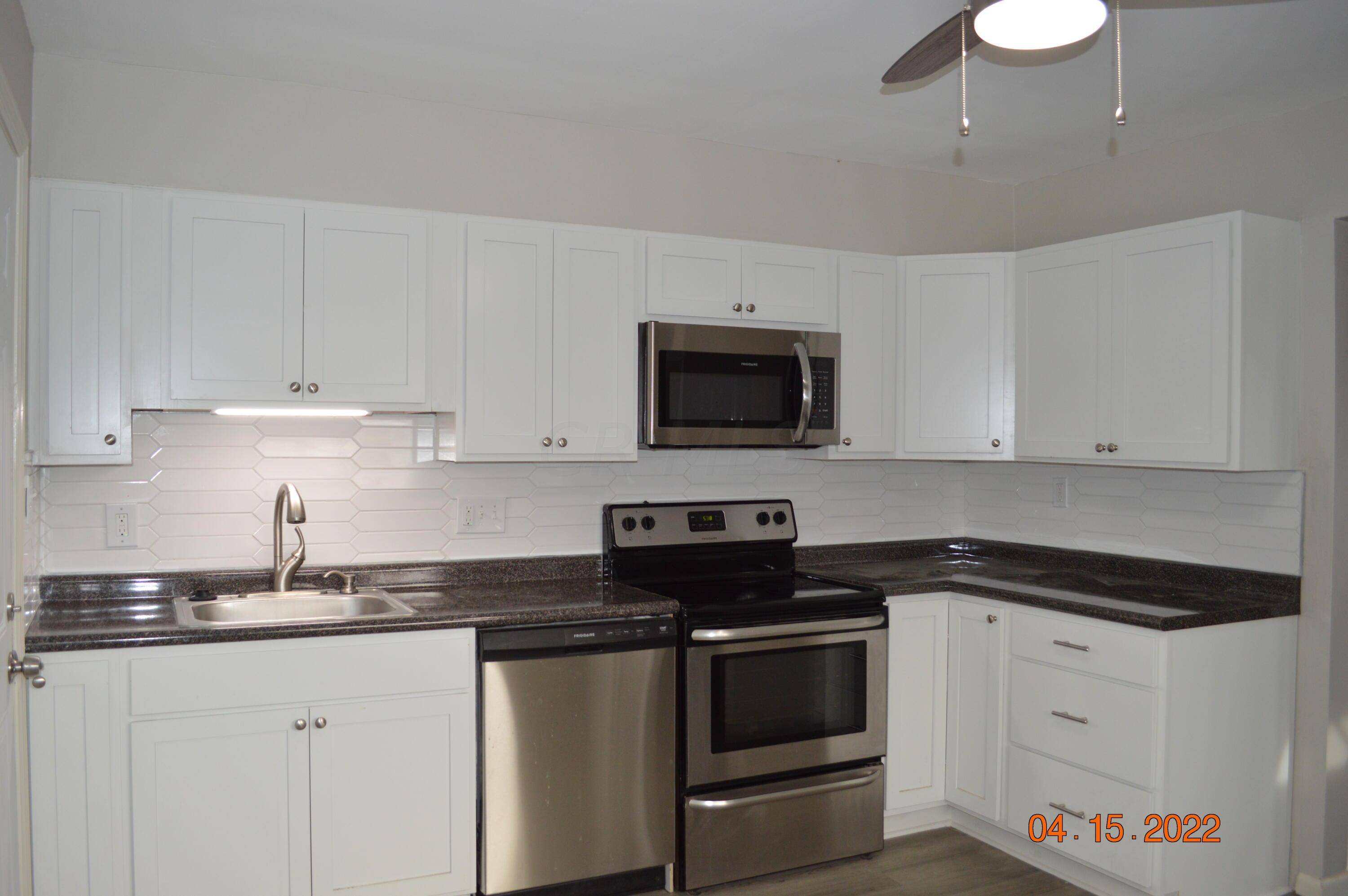 Columbus, OH 43207,1718 Oakwood Avenue