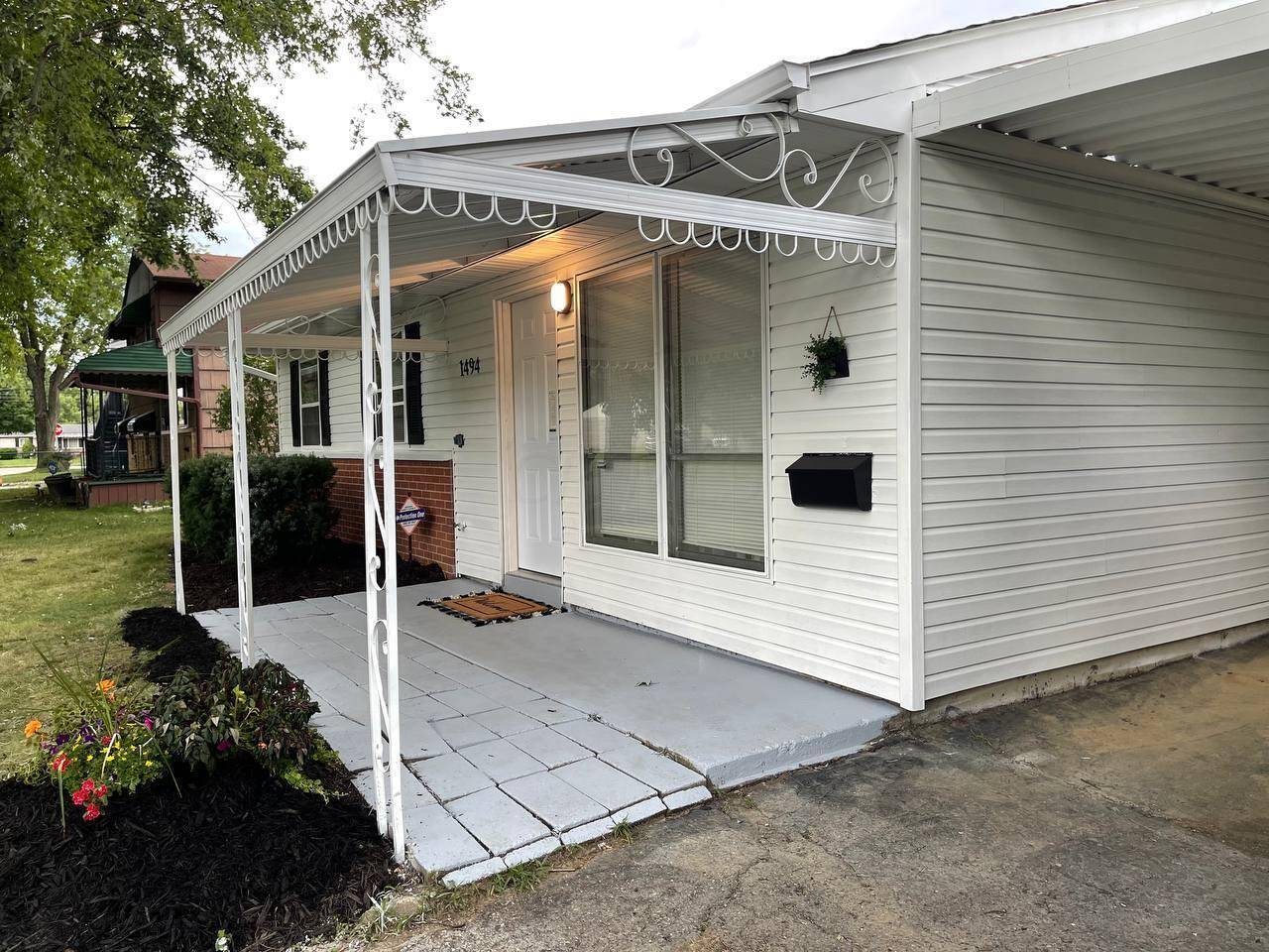Columbus, OH 43227,1494 Grattan Road