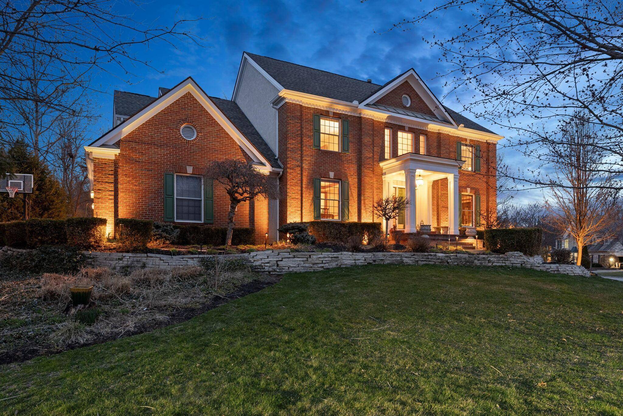 Powell, OH 43065,432 Engelwood Court
