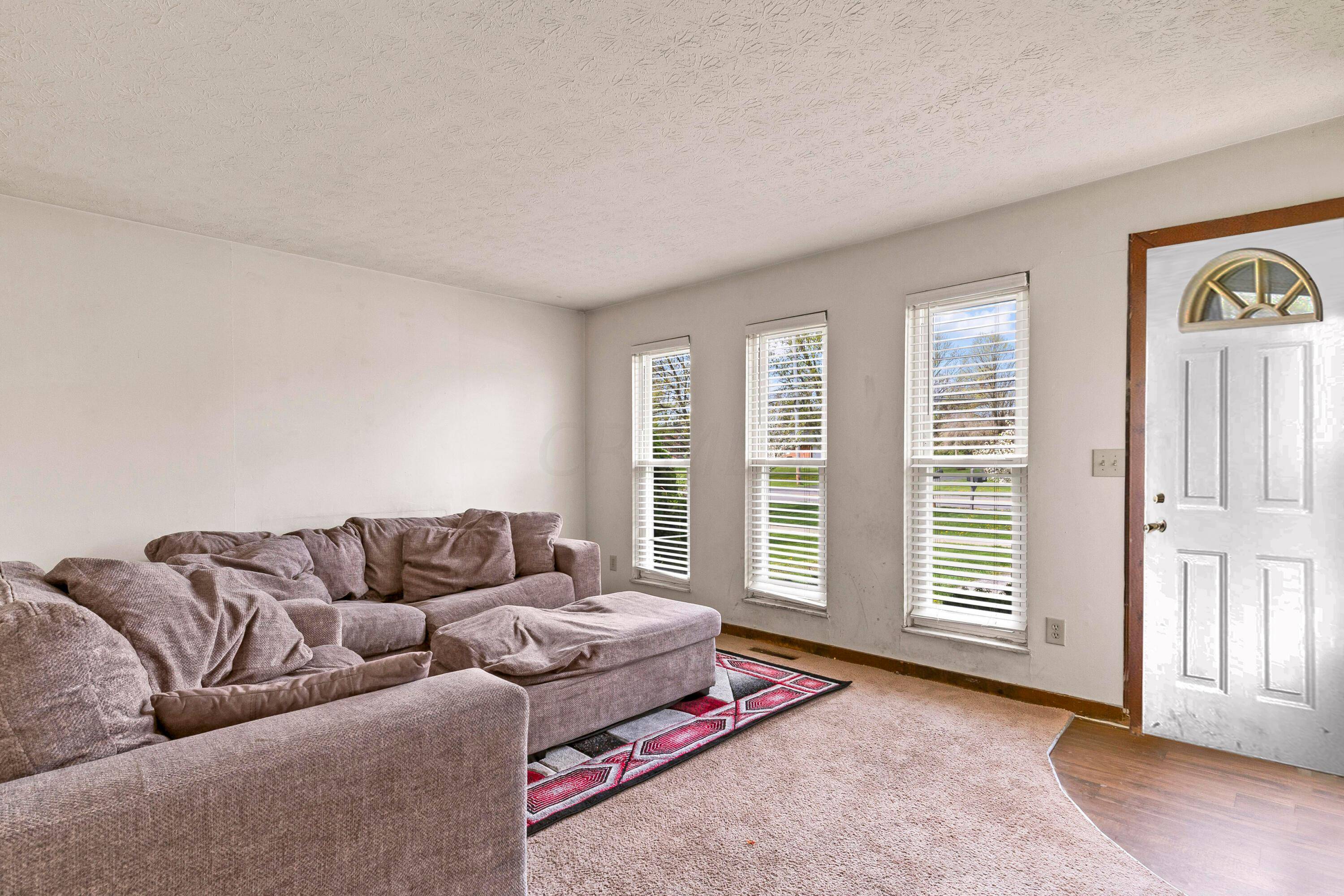 Powell, OH 43065,80728074 Smoky Row Road