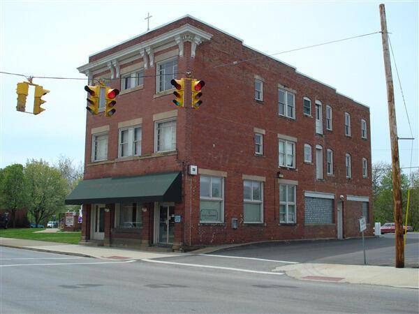 Utica, OH 43080,1 S Main Street