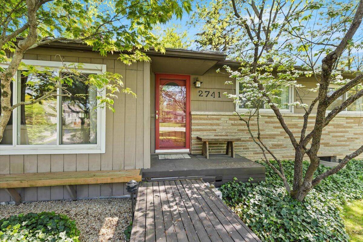 Columbus, OH 43221,2741 Zollinger Road