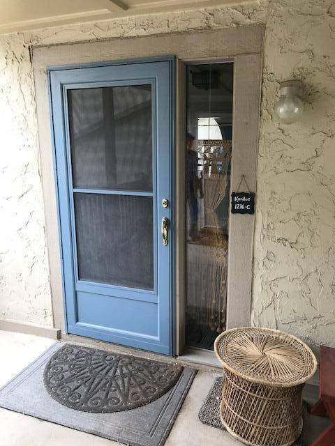 Columbus, OH 43204,1216 Lake Shore Drive #257/C