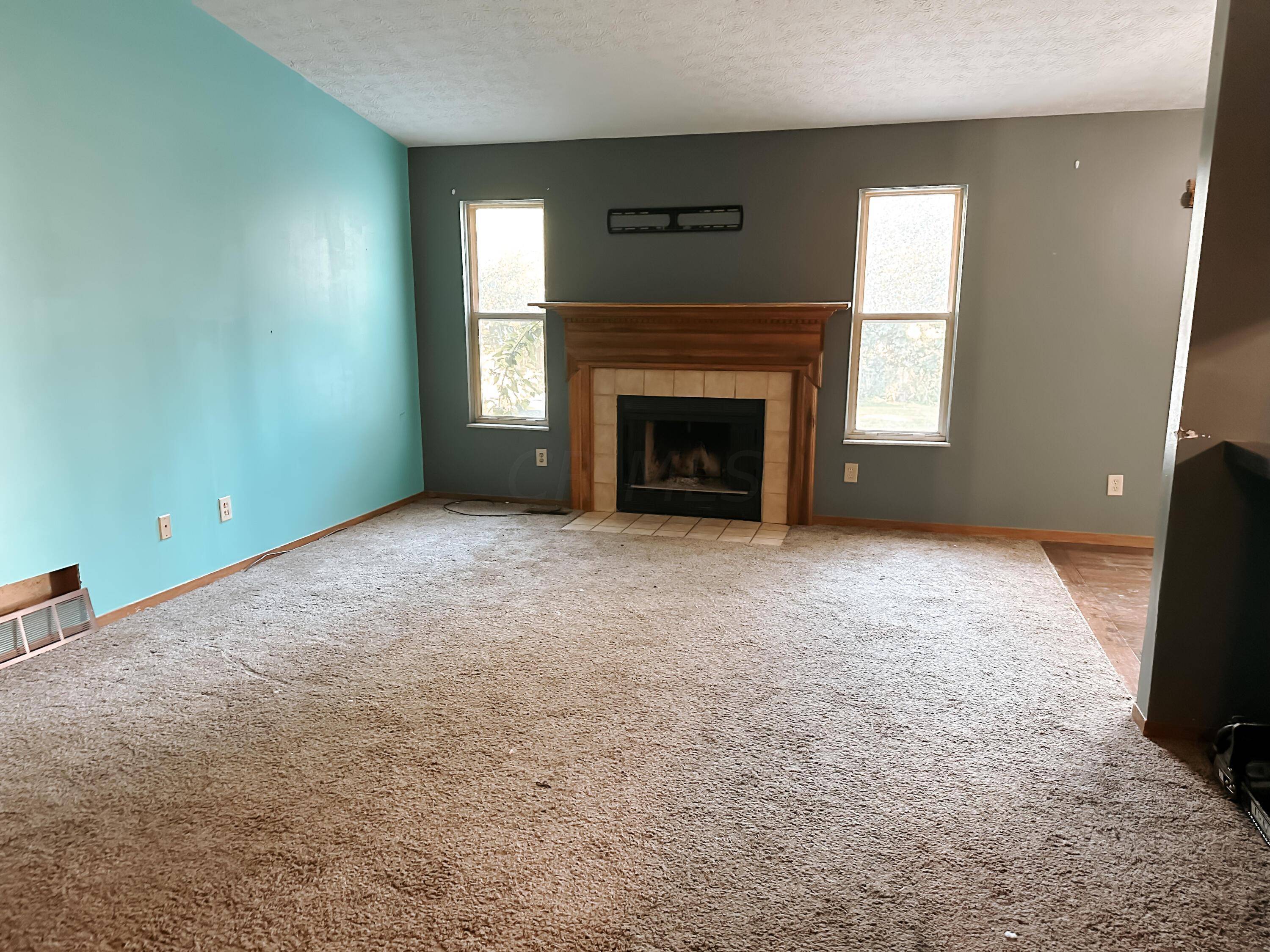 Columbus, OH 43223,3327 Bluhm Court