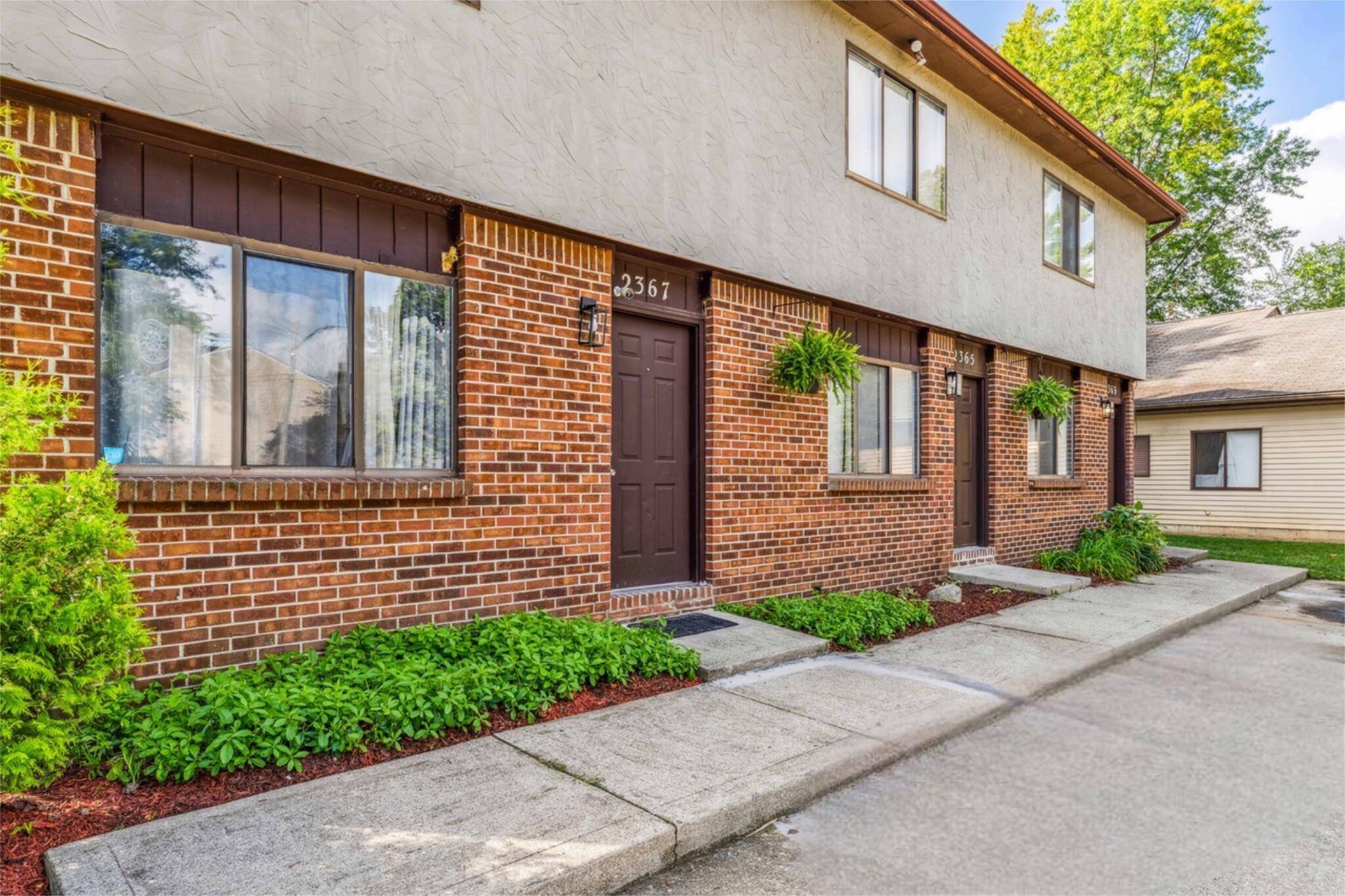 Columbus, OH 43229,2363 Hampstead Drive #2367