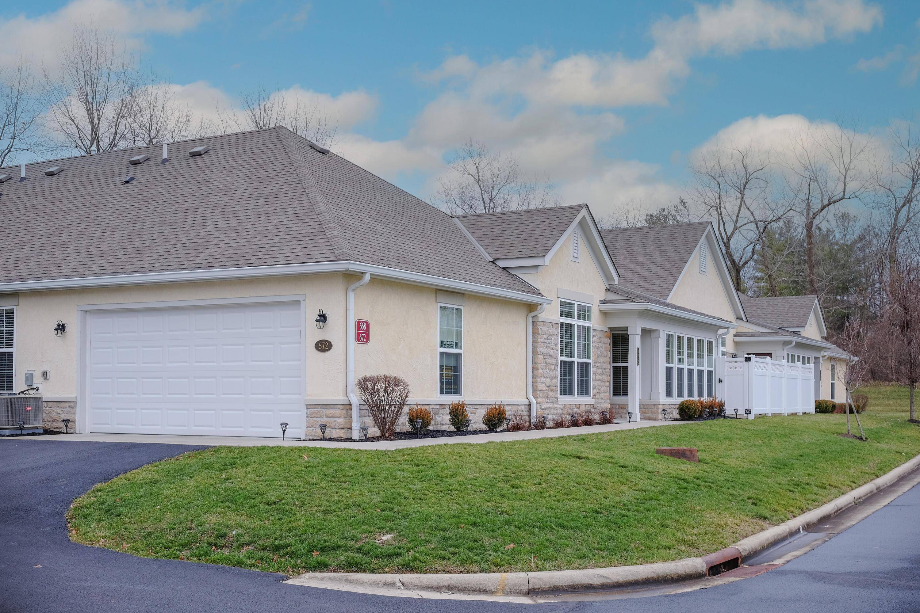 Columbus, OH 43213,672 Callahan Place