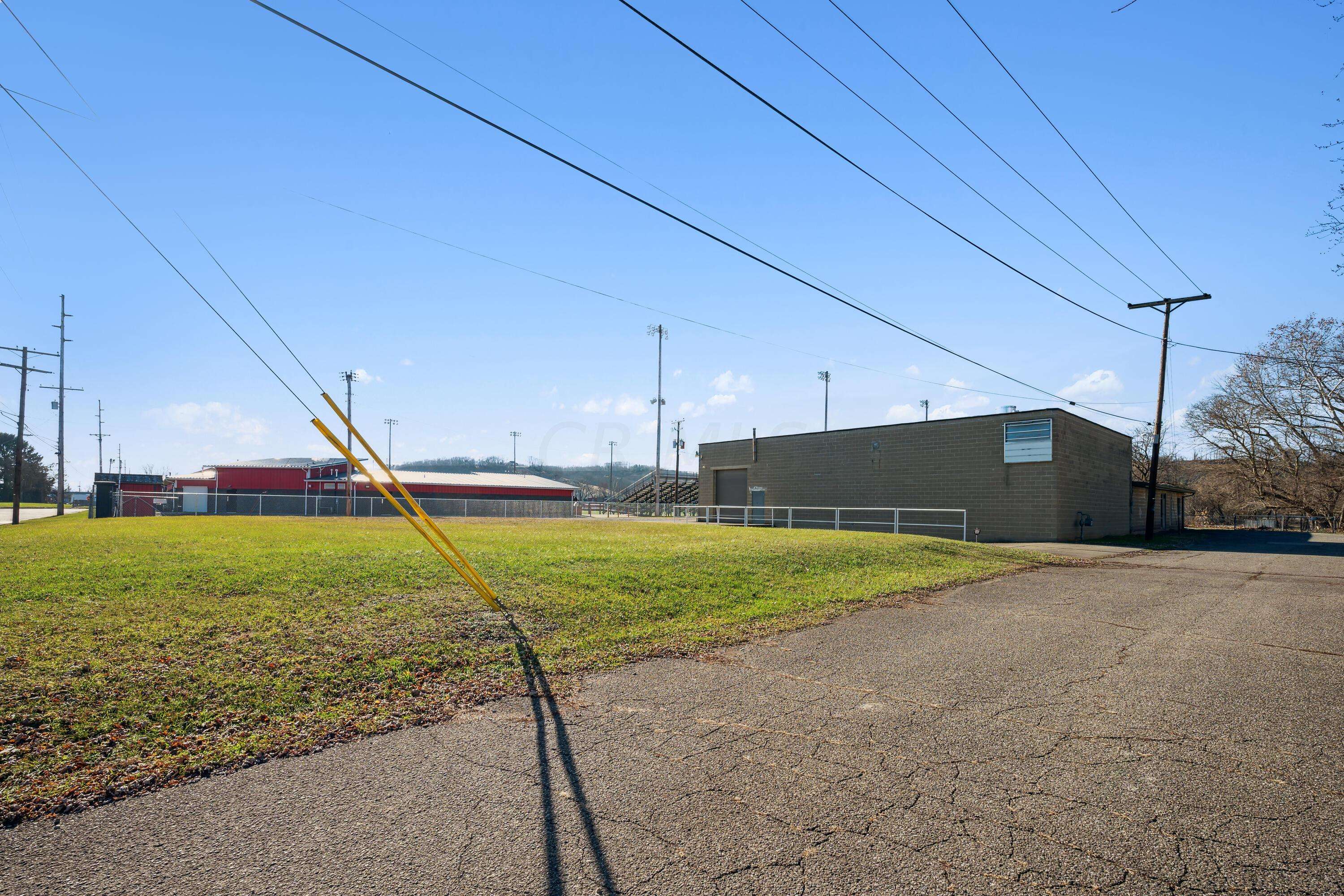 Coshocton, OH 43812,15 Walnut Street