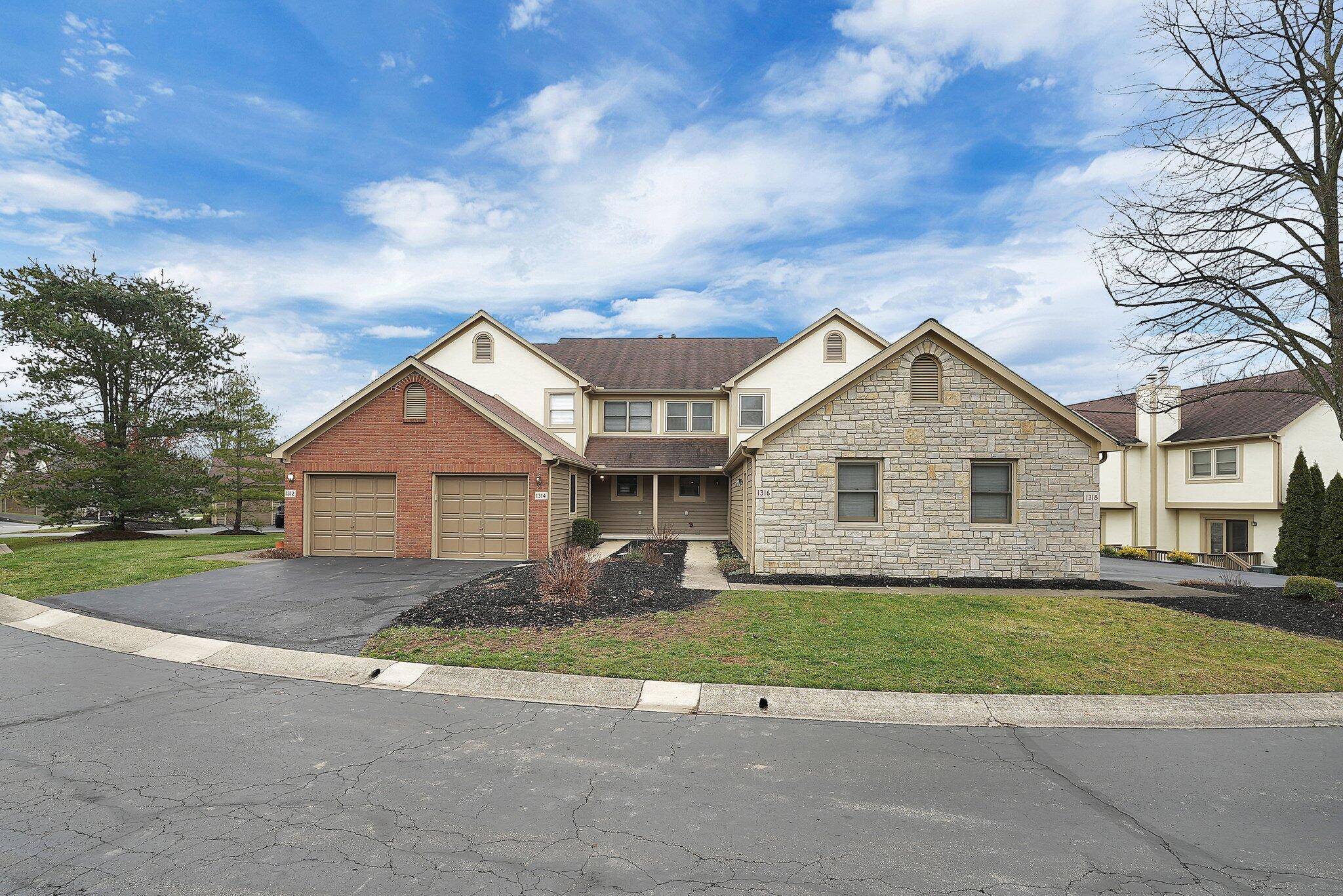 Westerville, OH 43081,1316 Spring Brook Court #12