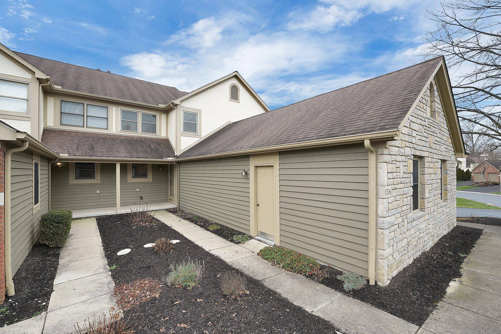 Westerville, OH 43081,1316 Spring Brook Court #12