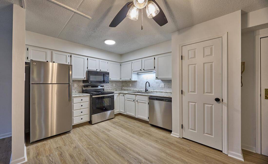 Reynoldsburg, OH 43068,7150 E Main Street #D101