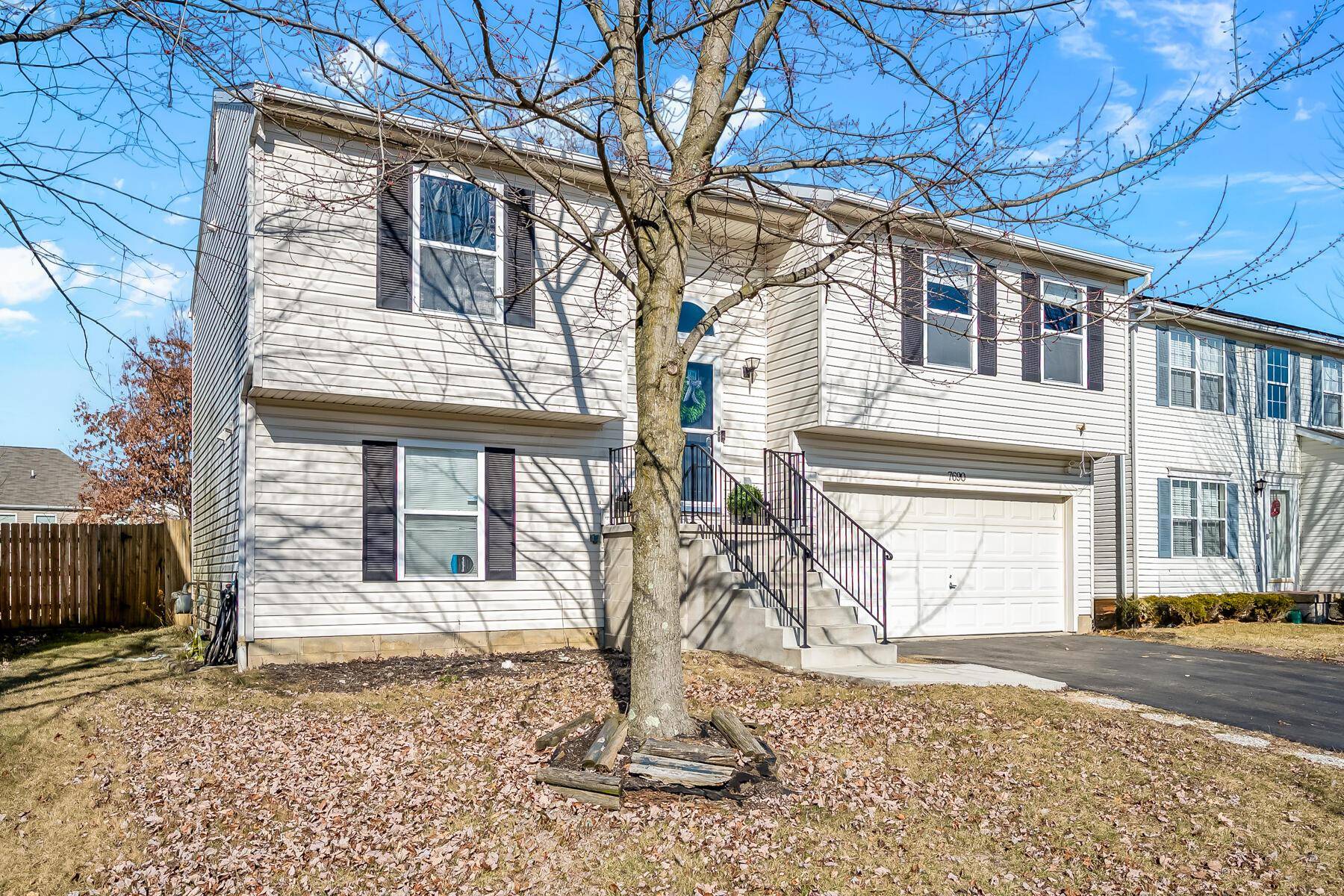 Blacklick, OH 43004,7690 Farm Hill Drive