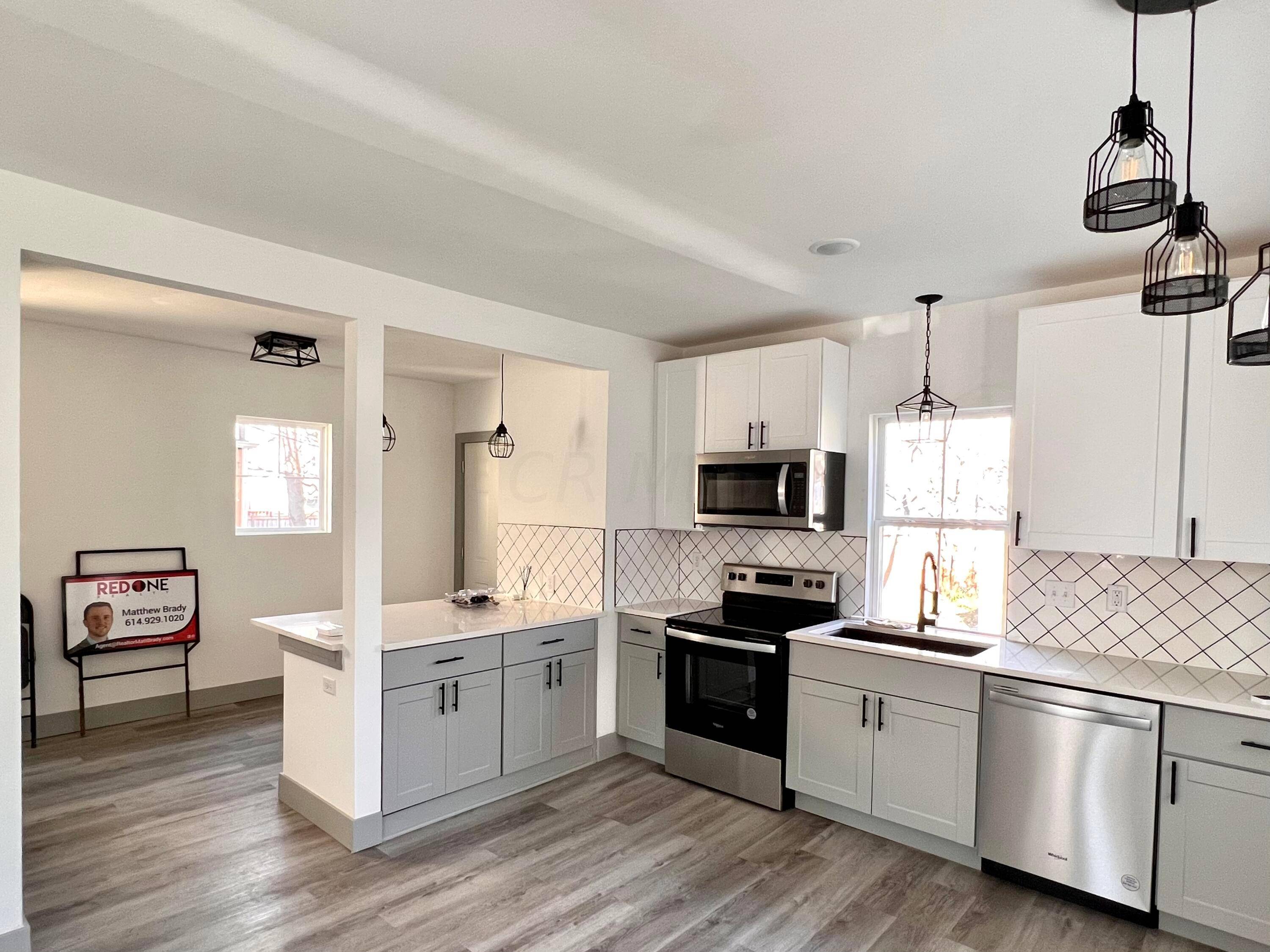 Columbus, OH 43205,696 Lilley Avenue