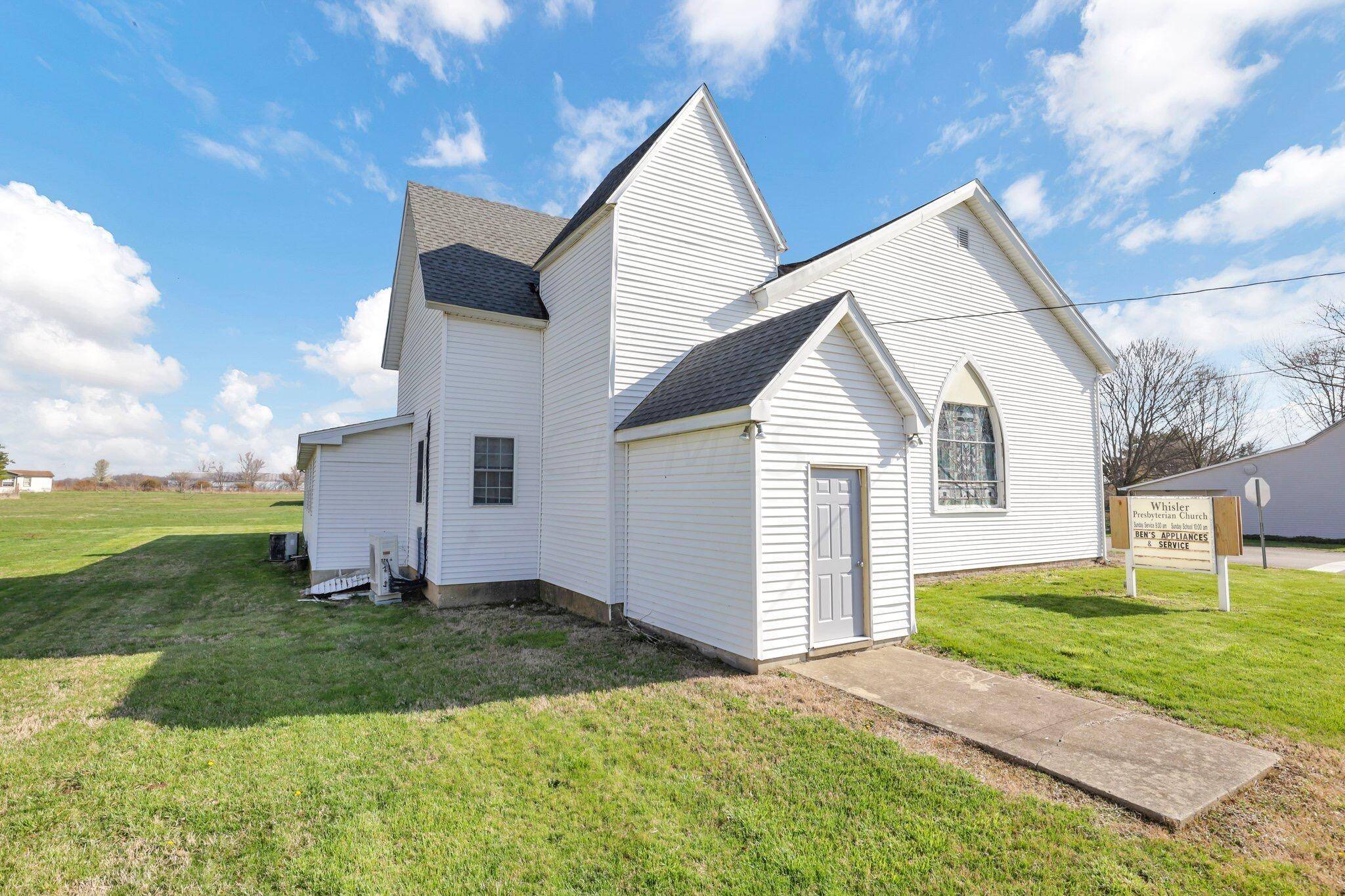 Kingston, OH 45644,11486 Hayesville Road