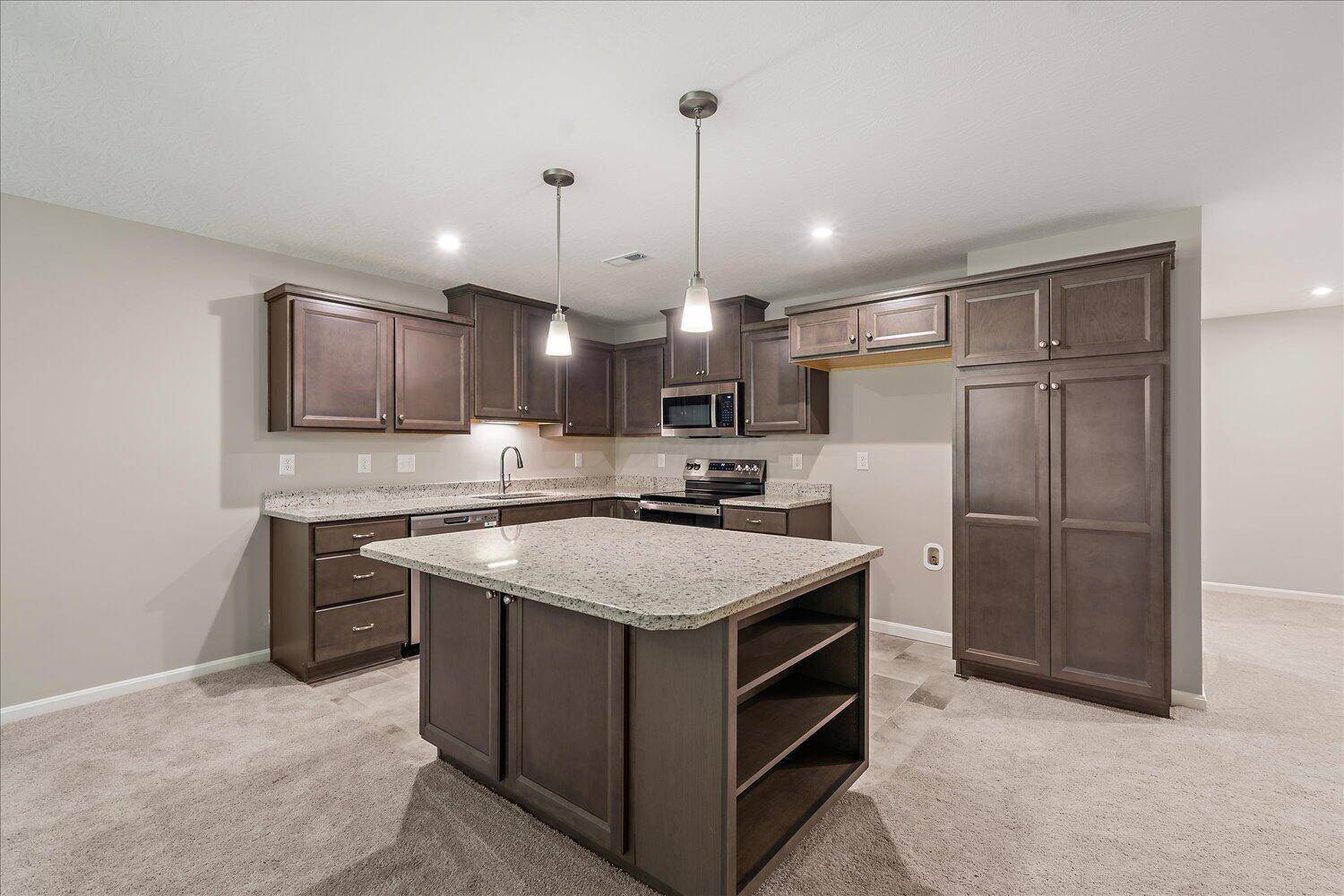 Dayton, OH 45459,4304 Apple Branch Drive #53-102