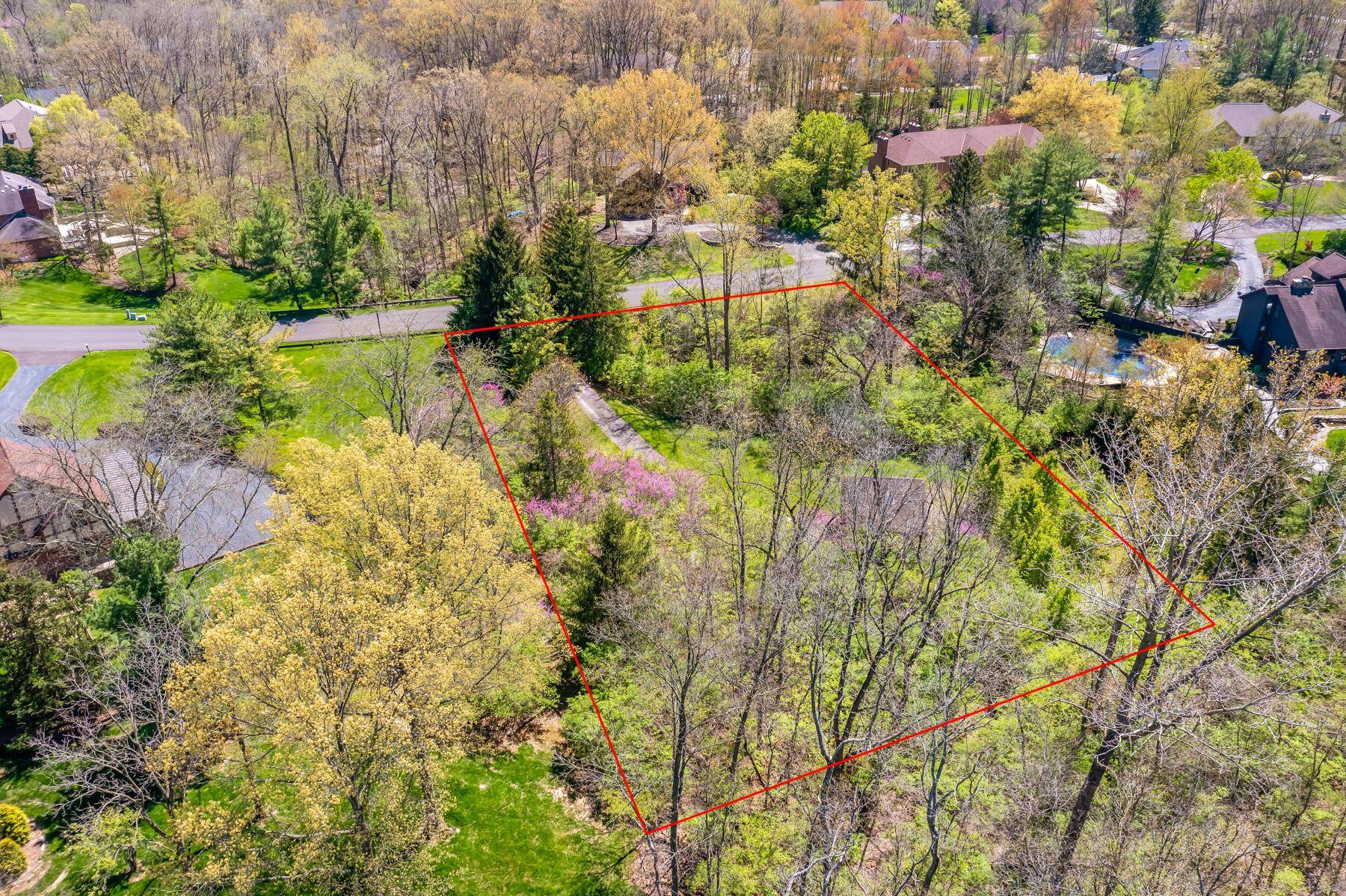 Powell, OH 43065,690 Retreat Lane