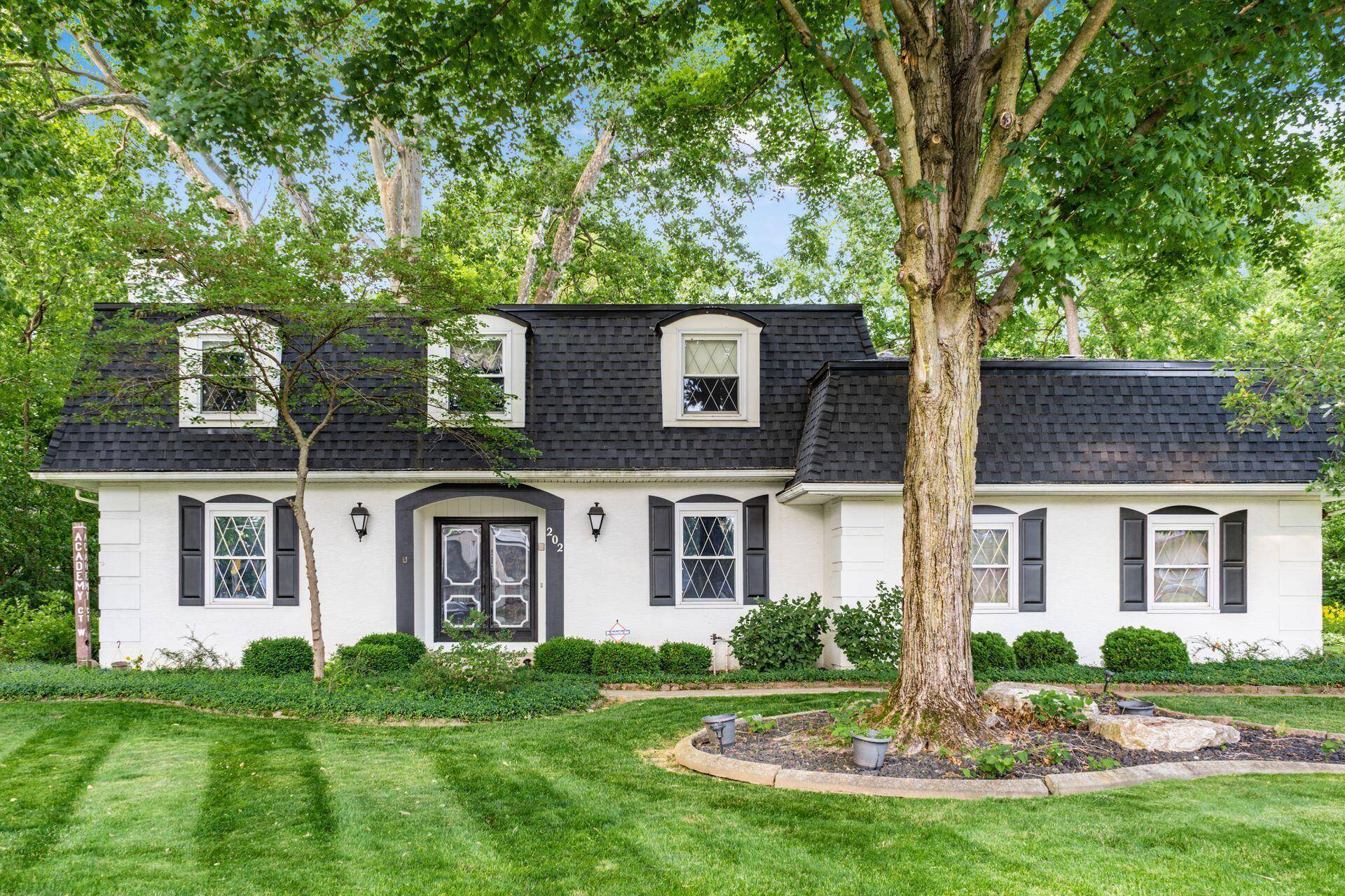Columbus, OH 43230,202 Academy Court