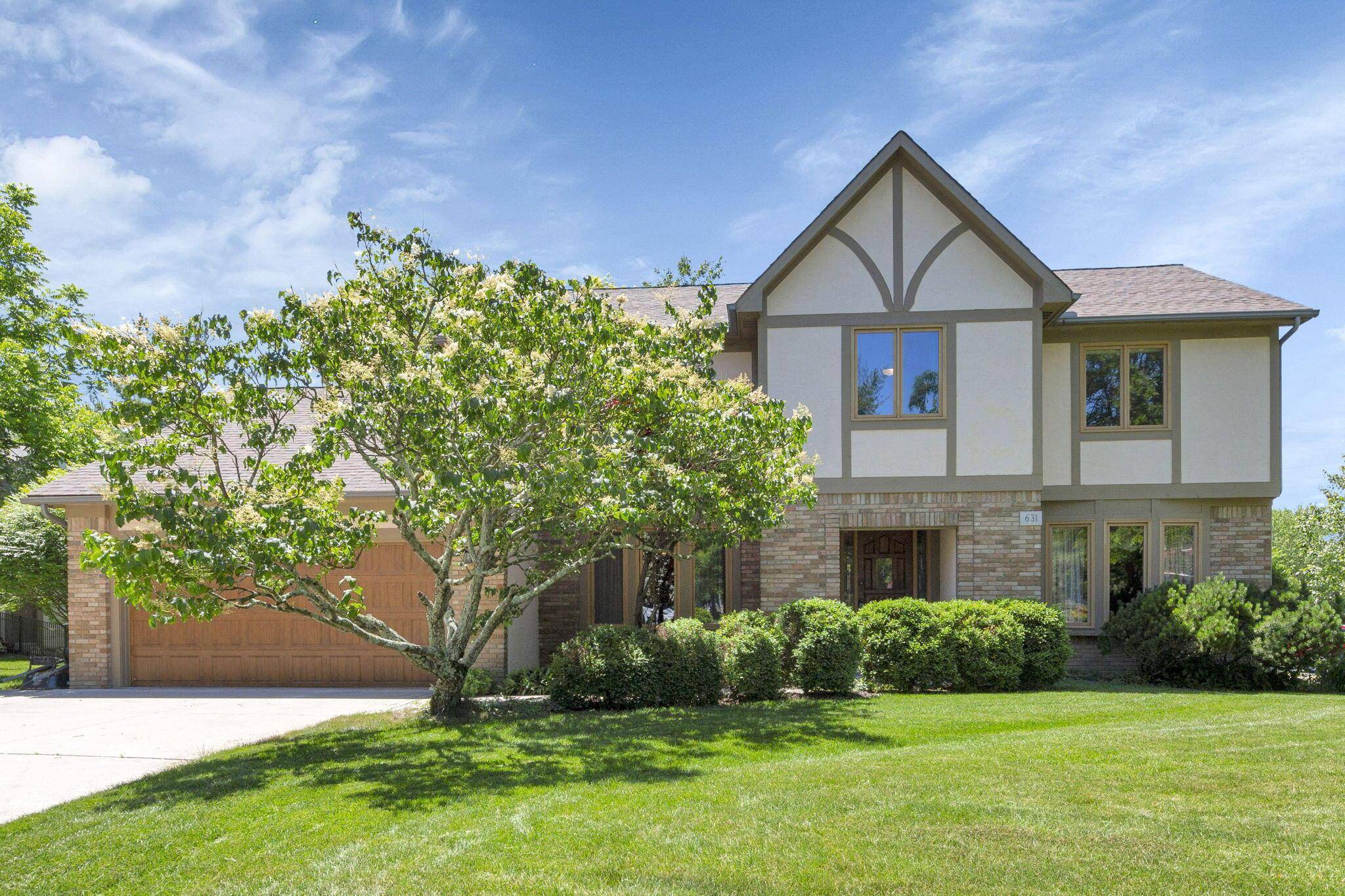 Westerville, OH 43081,631 Hickory View Court