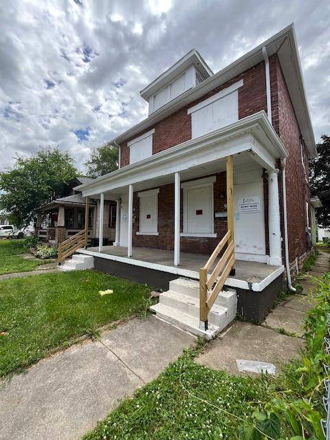 Columbus, OH 43223,929 Bellows Avenue