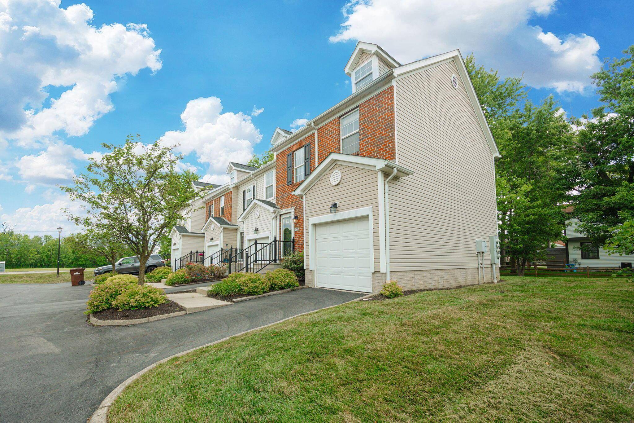 Powell, OH 43065,2668 Sawmill Reserve Drive