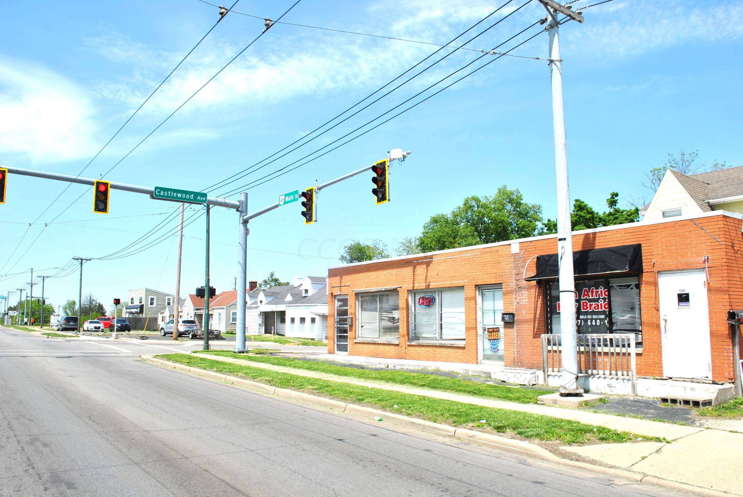 Dayton, OH 45405,4228 N Main Street