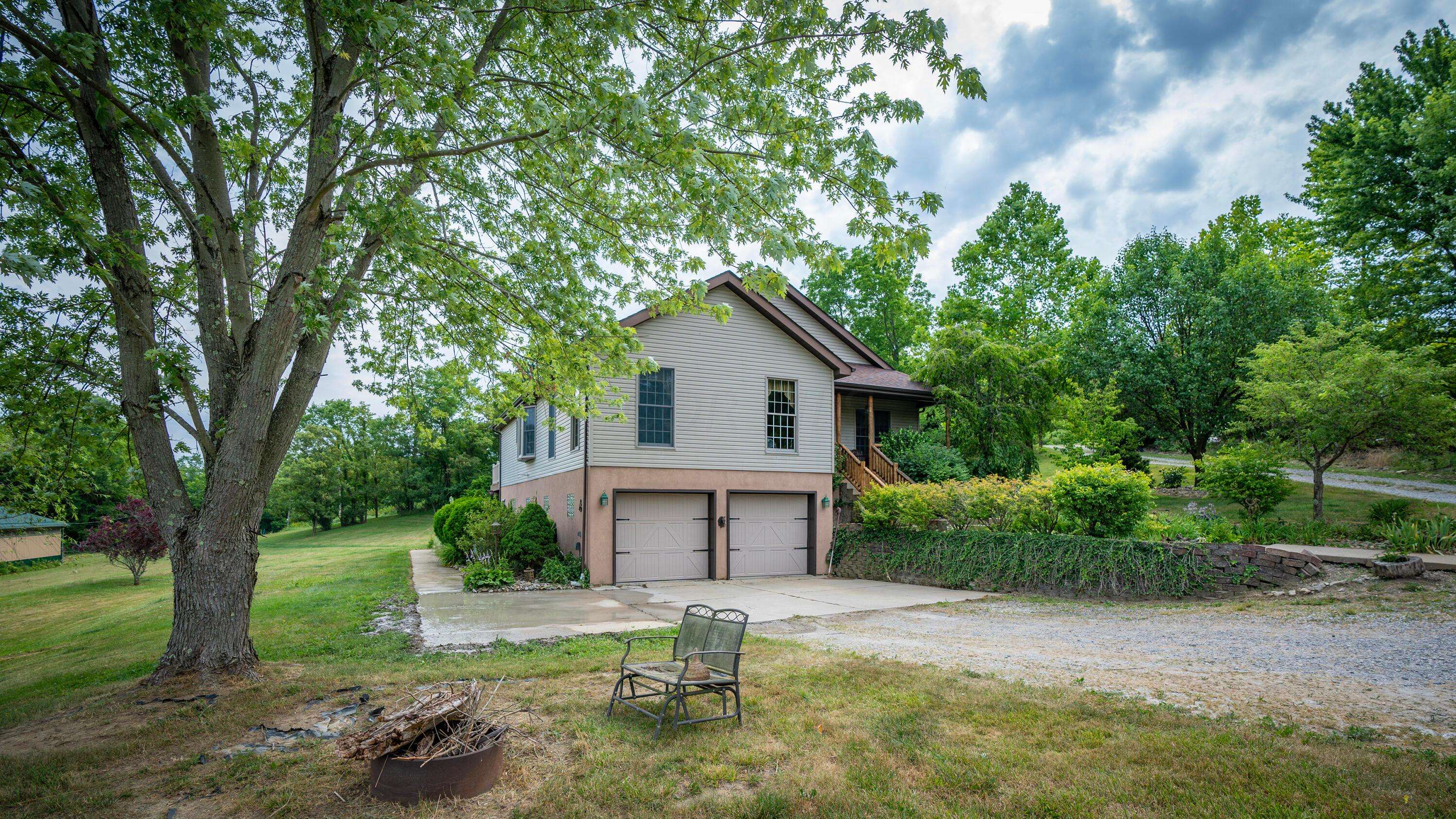 Cadiz, OH 43907,79300 Hurford Road