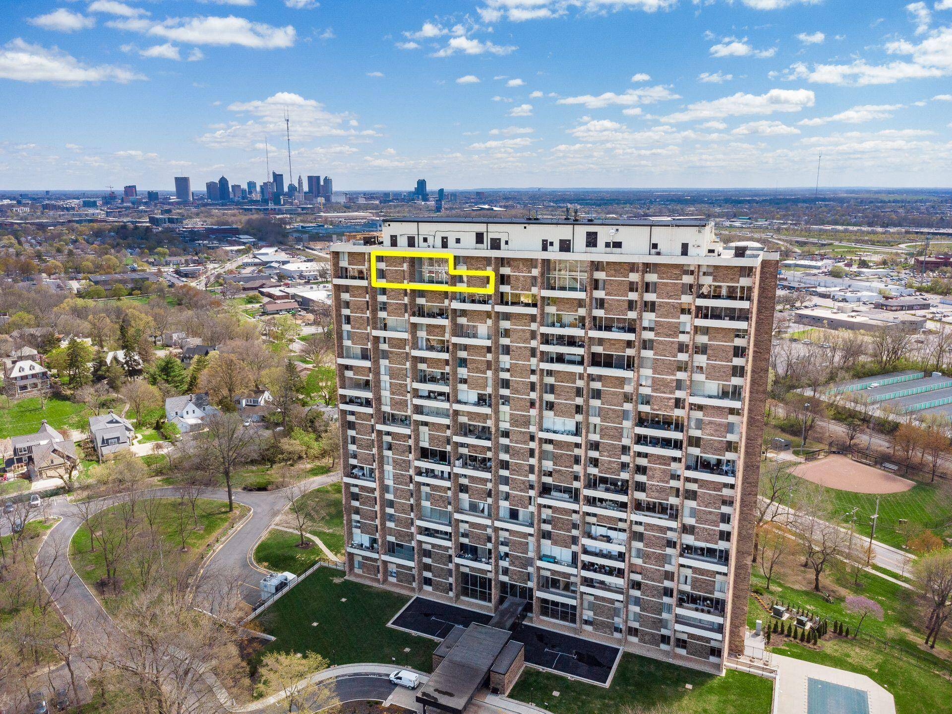 Columbus, OH 43212,1000 Urlin Avenue #2222
