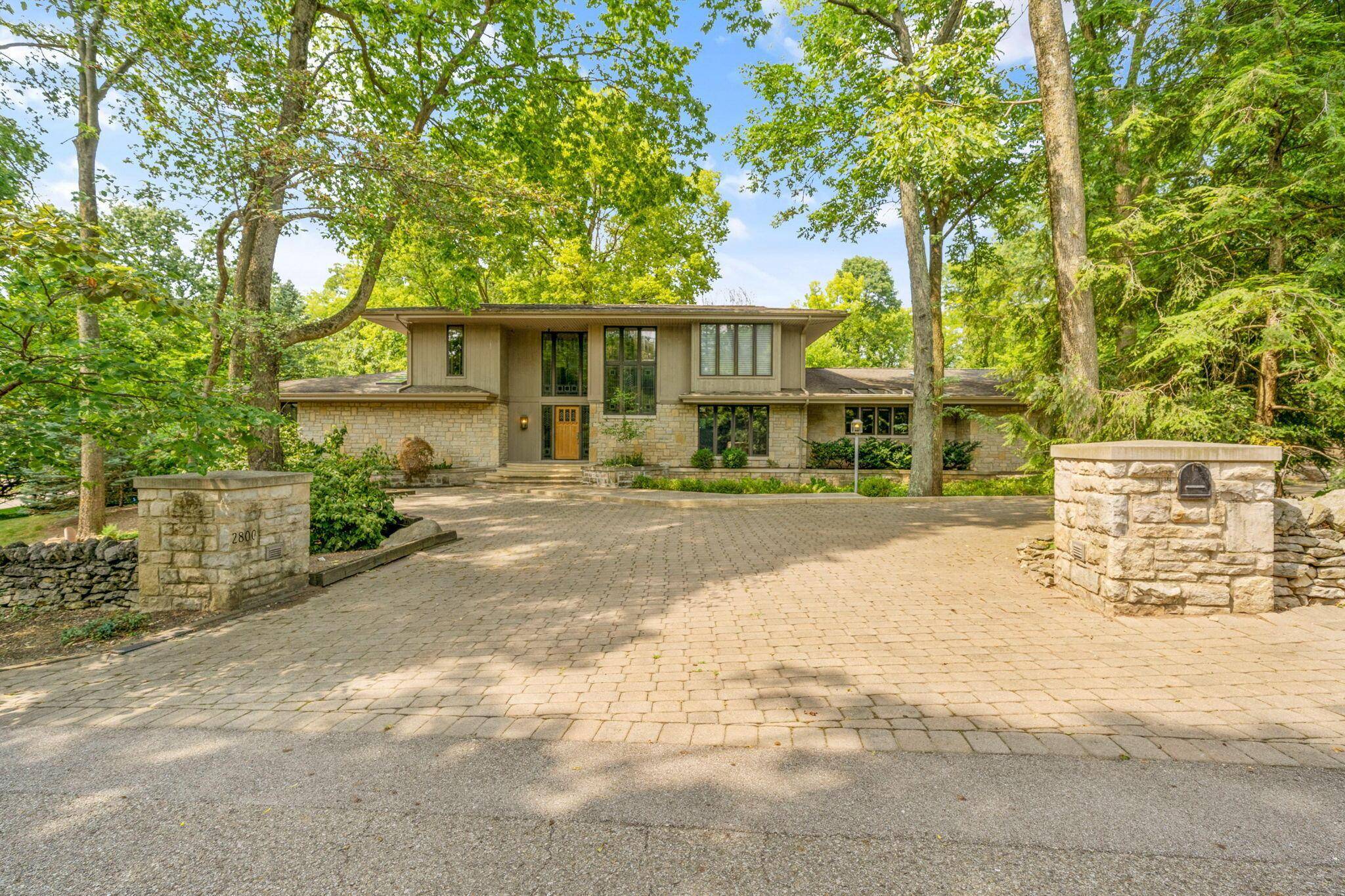 Upper Arlington, OH 43220,2800 Squires Ridge