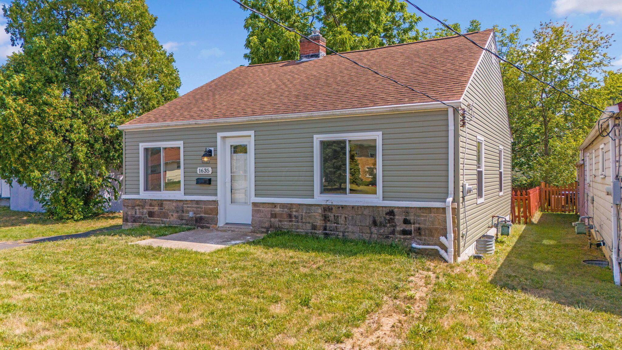 Columbus, OH 43224,1635 Oakland Park Avenue