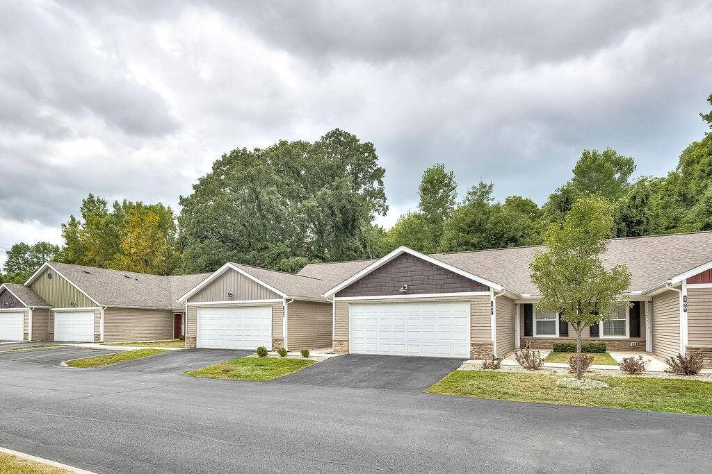 Pataskala, OH 43062,406 Licking River Road