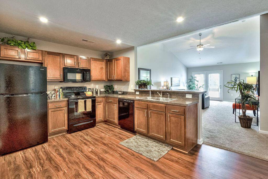 Pataskala, OH 43062,406 Licking River Road